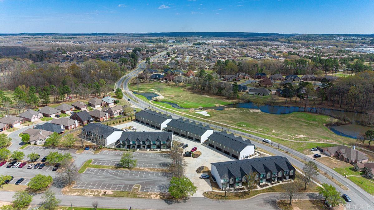 225 Country Club Parkway Property Photo 12