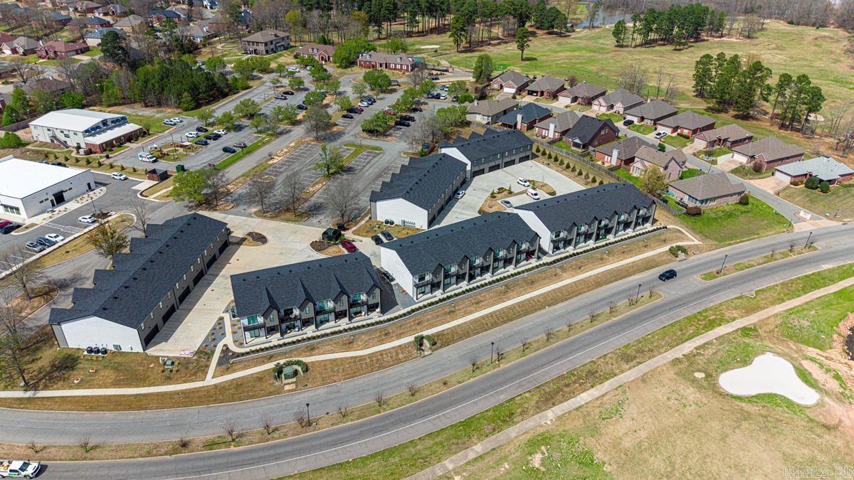 225 Country Club Parkway Property Photo 17