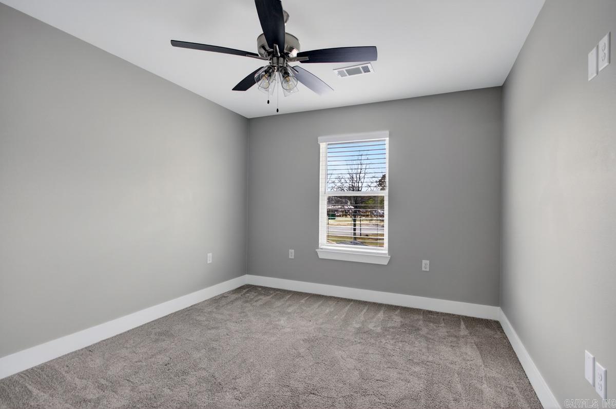 225 Country Club Parkway Property Photo 39
