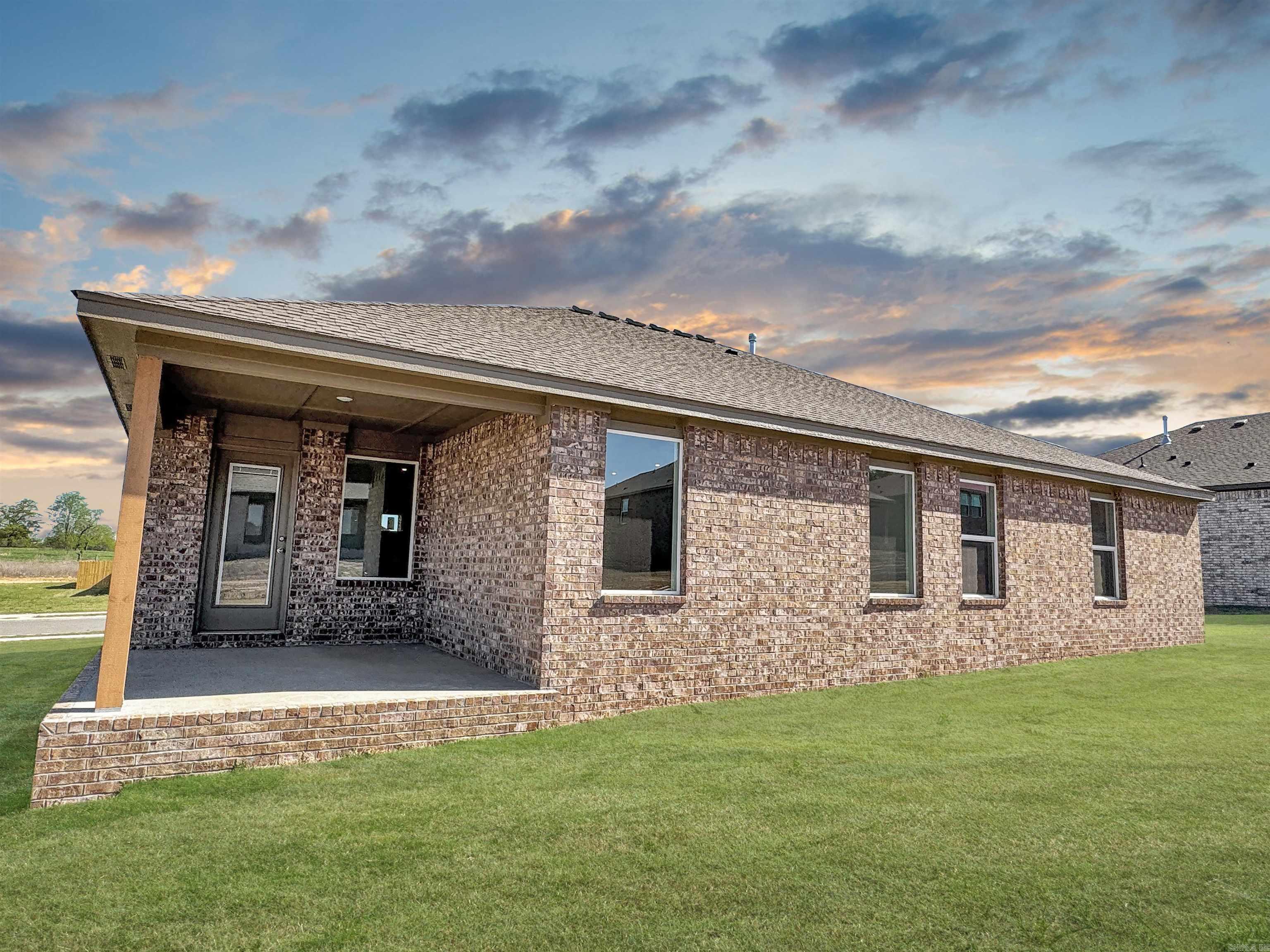 48 Wolfsbridge Loop Property Photo 11