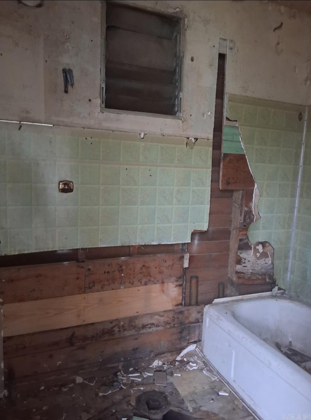 124 Dawer Street Property Photo 17