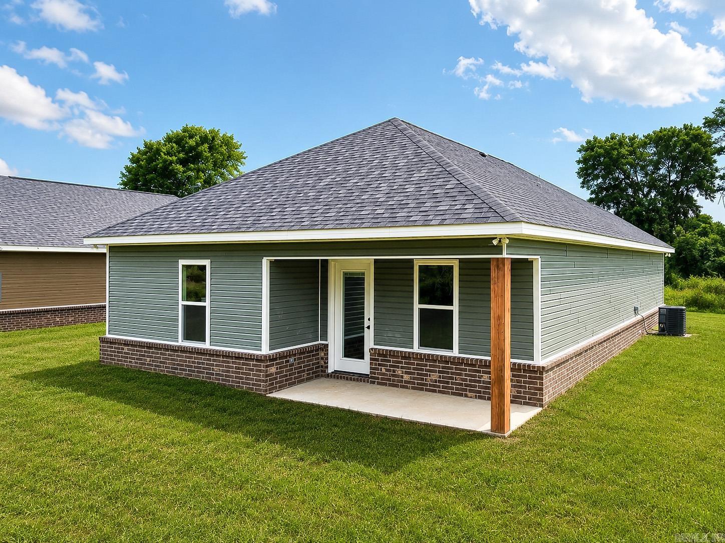 2710 S Belair Property Photo 15