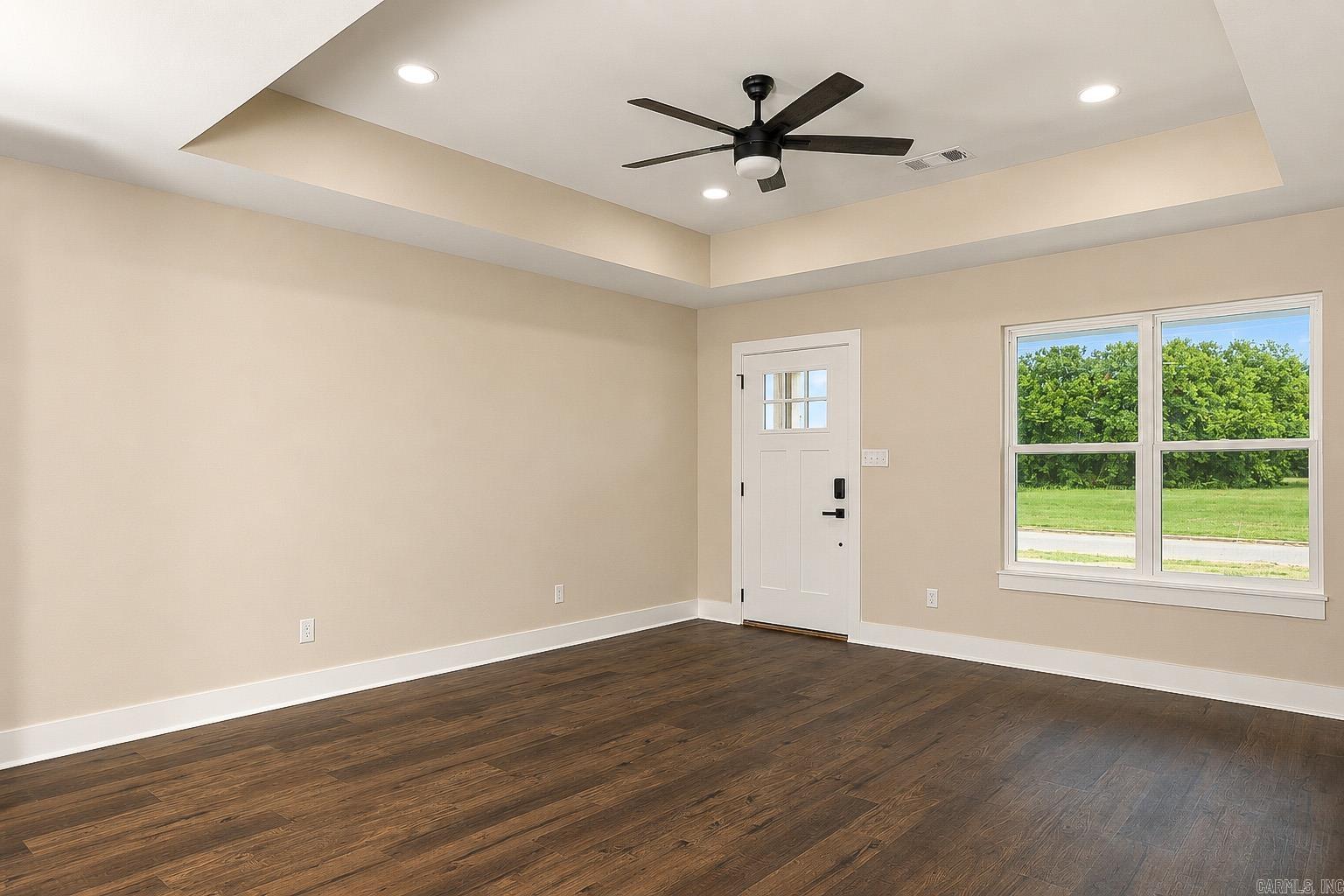 2702 S Belair Property Photo 8
