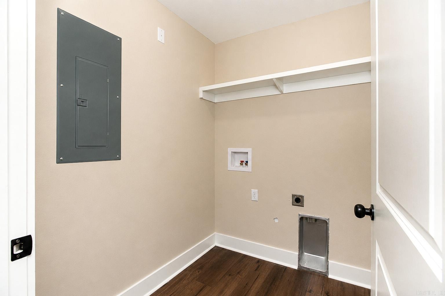 2702 S Belair Property Photo 14