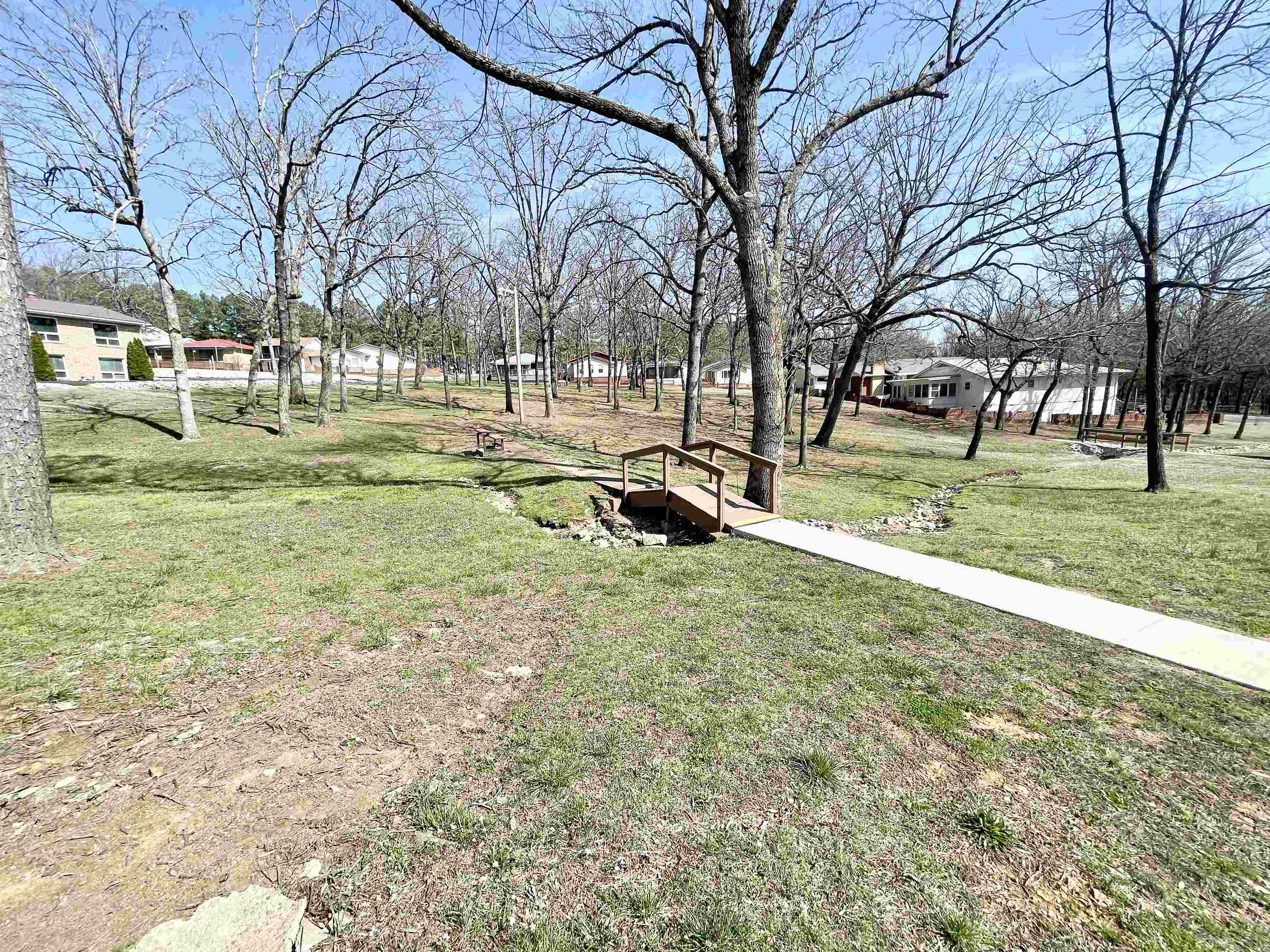 304 Parliament Drive Property Photo 5