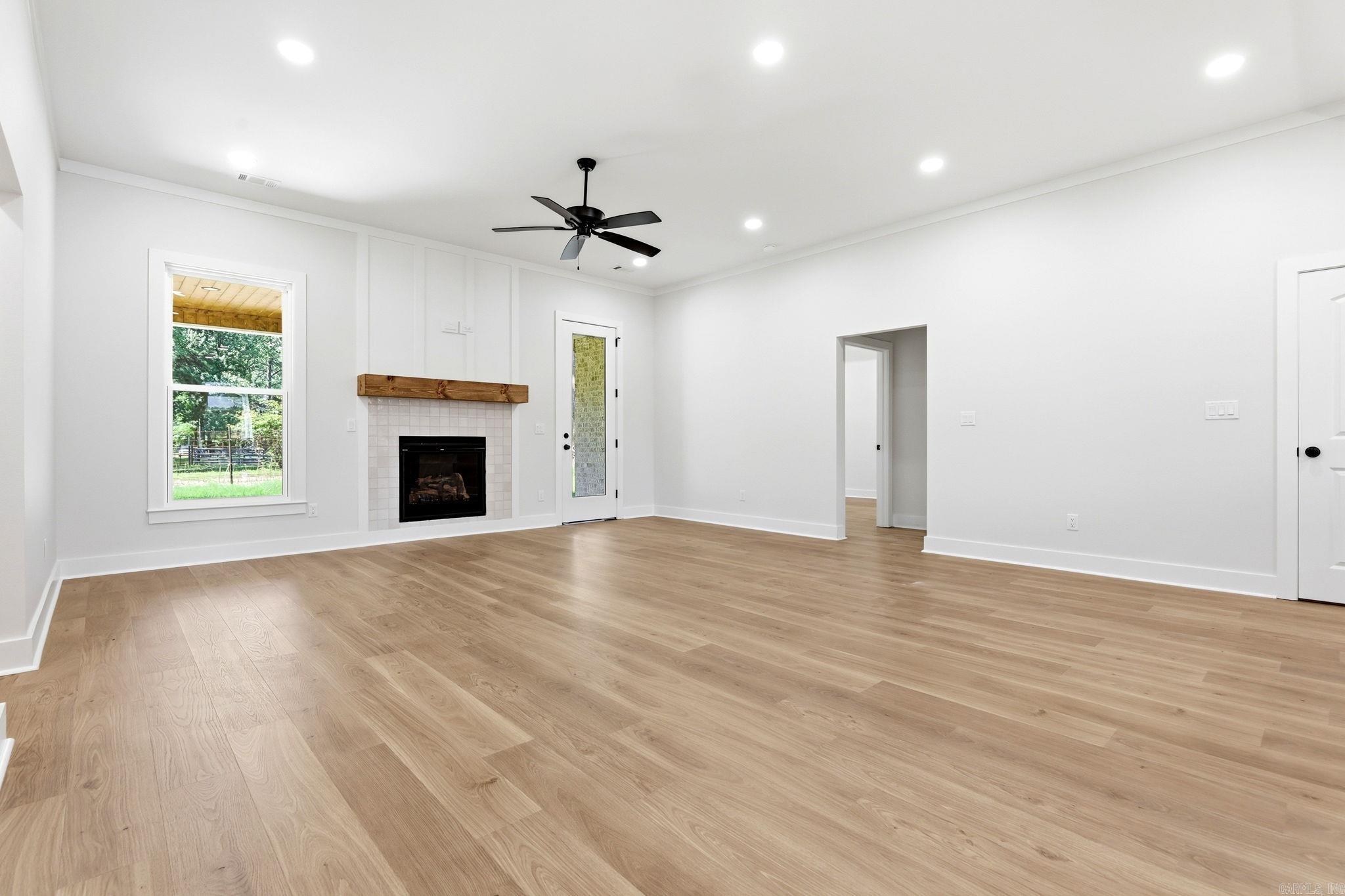3909 Spencer Crossing Drive Property Photo 5
