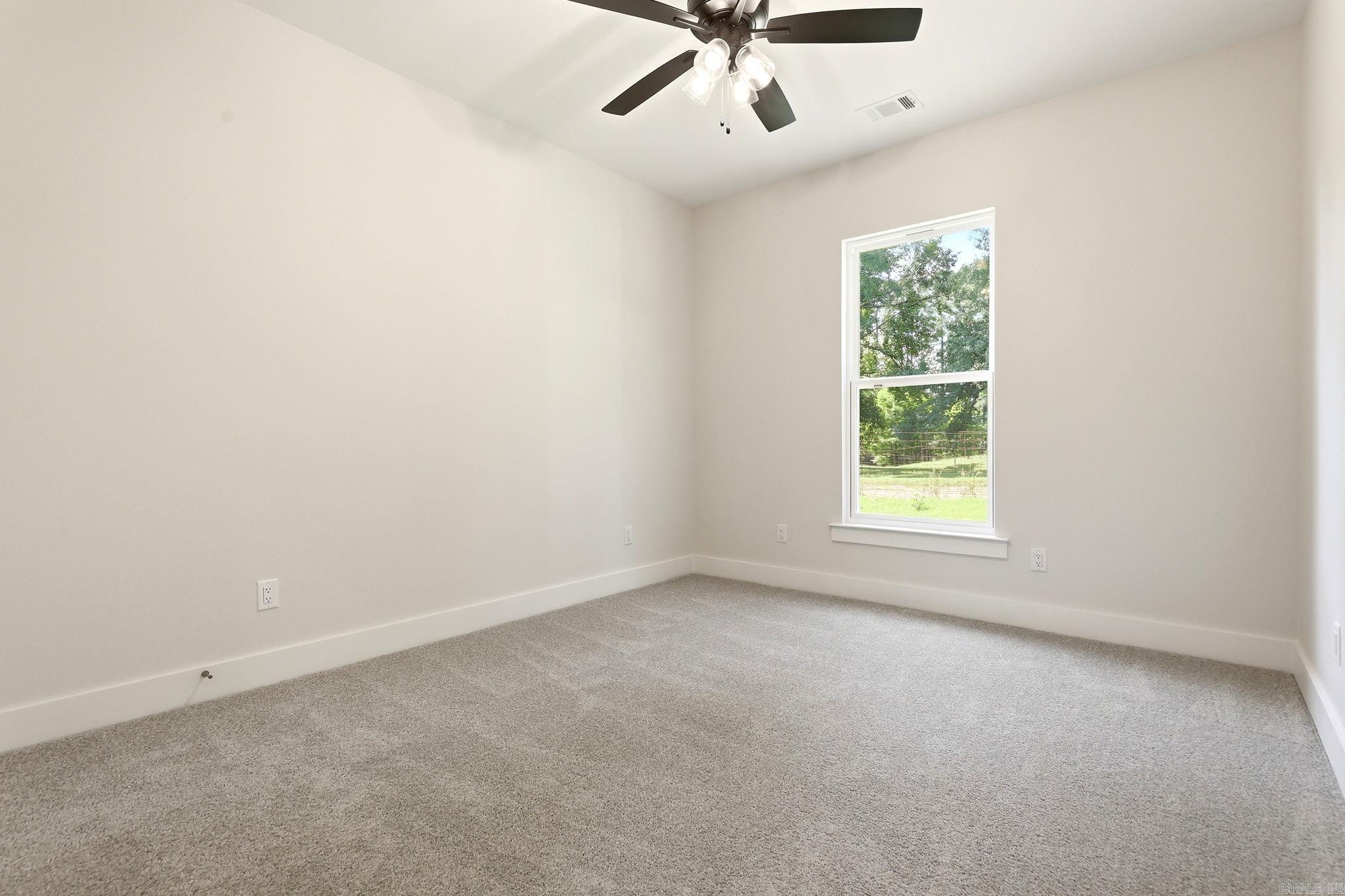 3909 Spencer Crossing Drive Property Photo 32