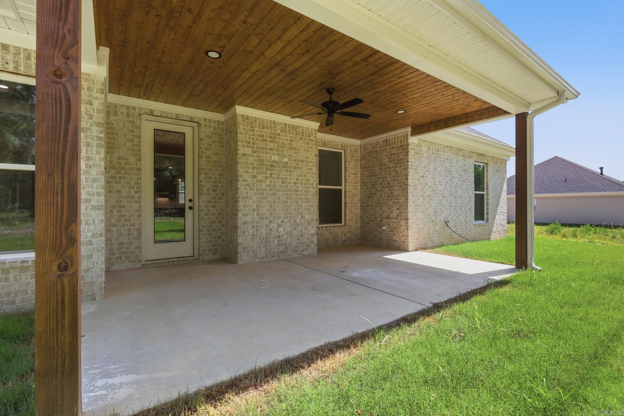 3909 Spencer Crossing Drive Property Photo 34
