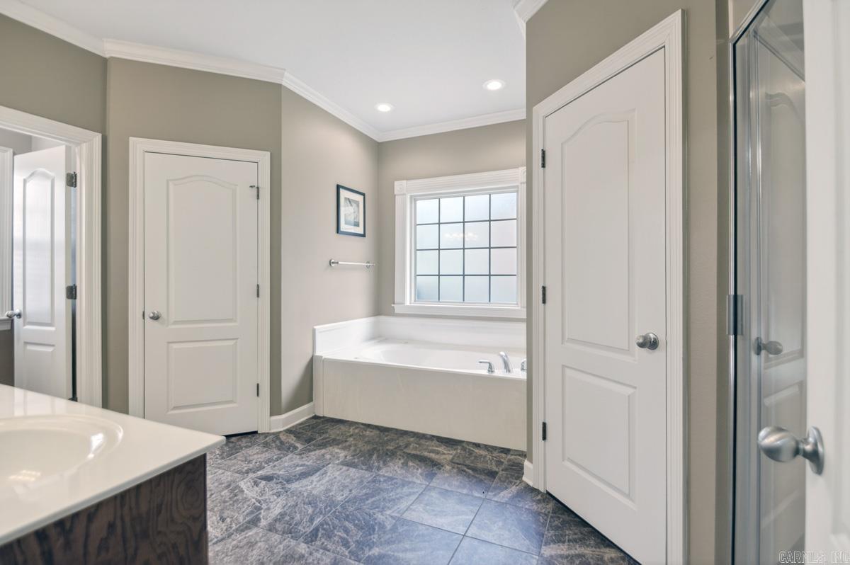 16 Clervaux Drive Property Photo 25