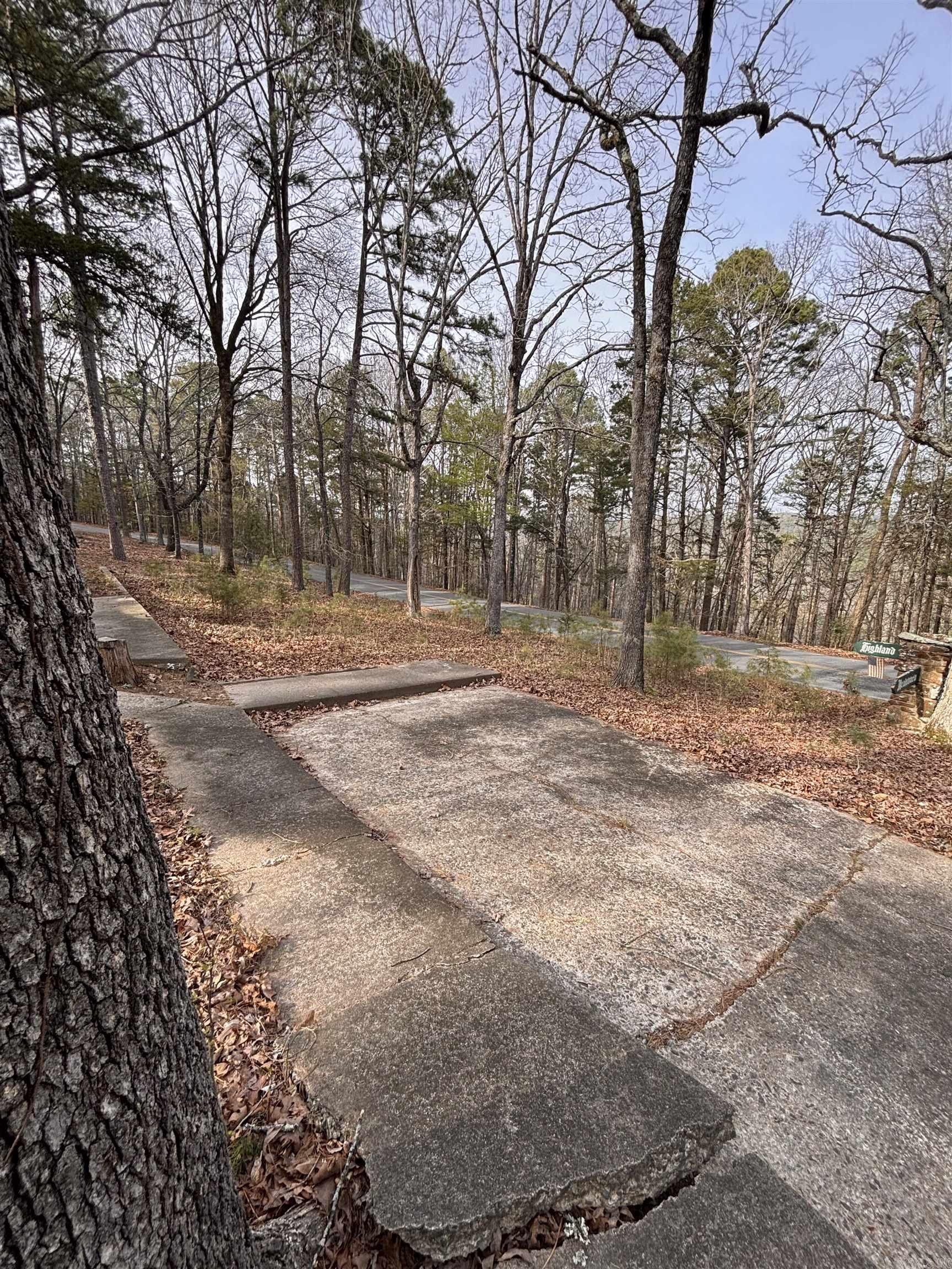 102 Meadow View Lane Property Photo 5