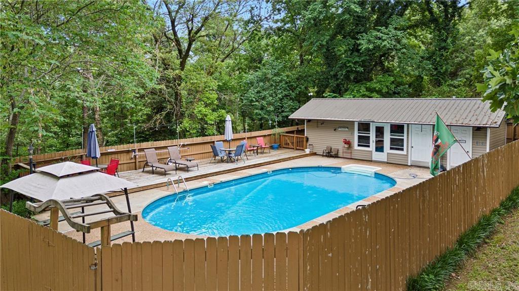 210 Hilltop Drive