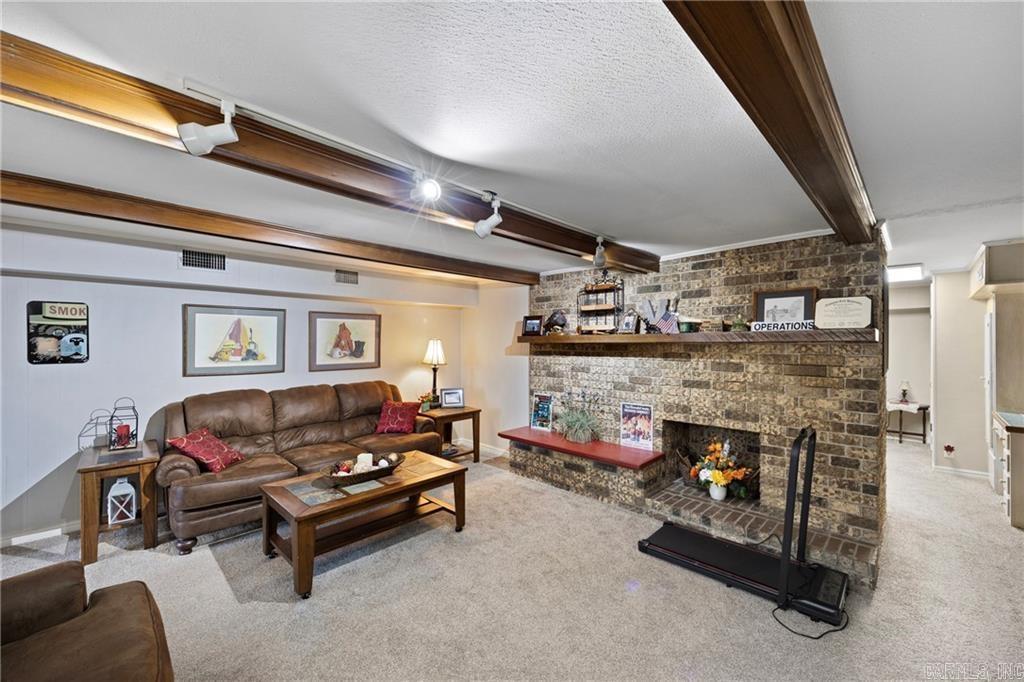 210 Hilltop Drive Property Photo 35