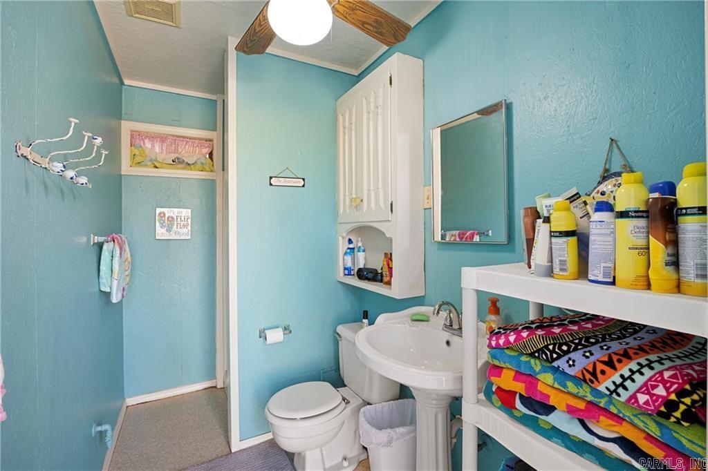 210 Hilltop Drive Property Photo 46