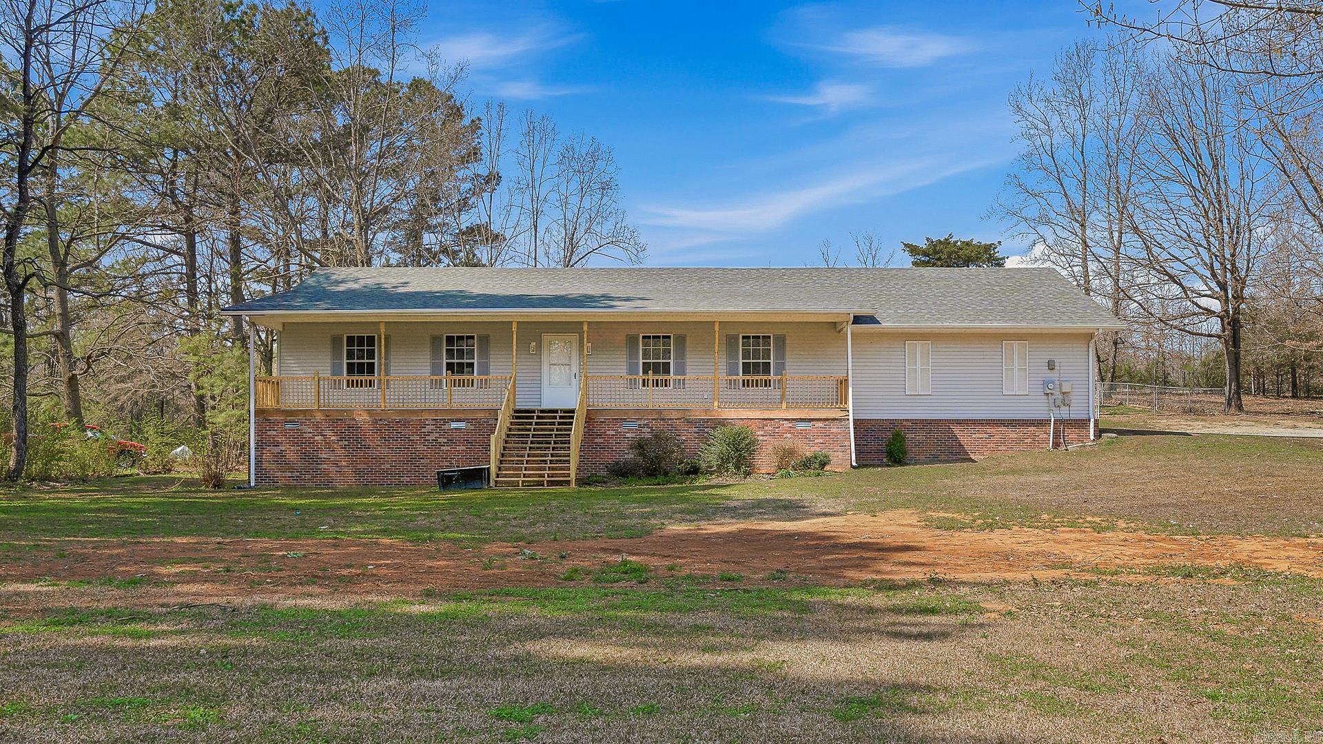 1006 Roselee Property Photo 1