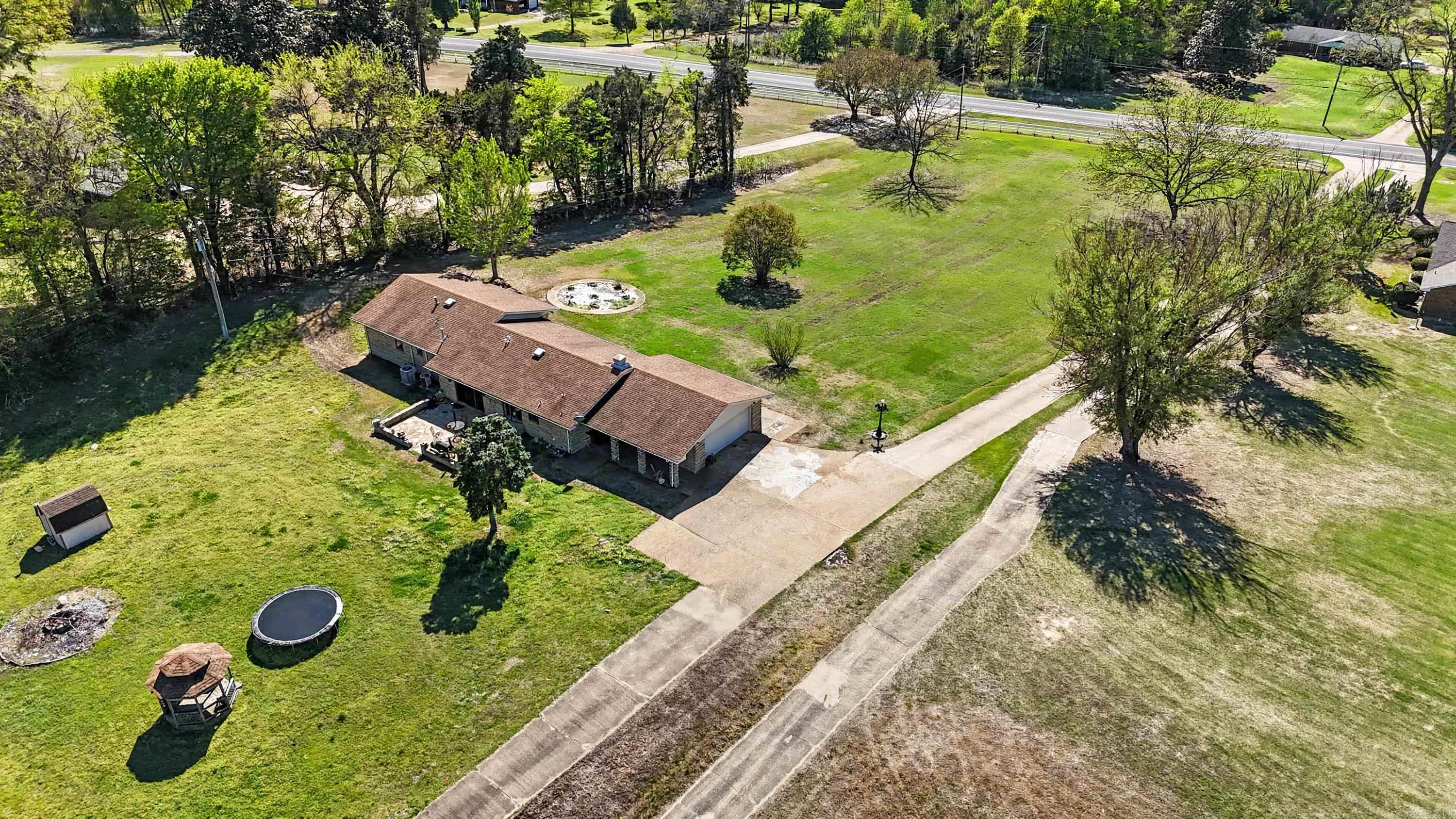 2526 Hwy 242 W Property Photo 6