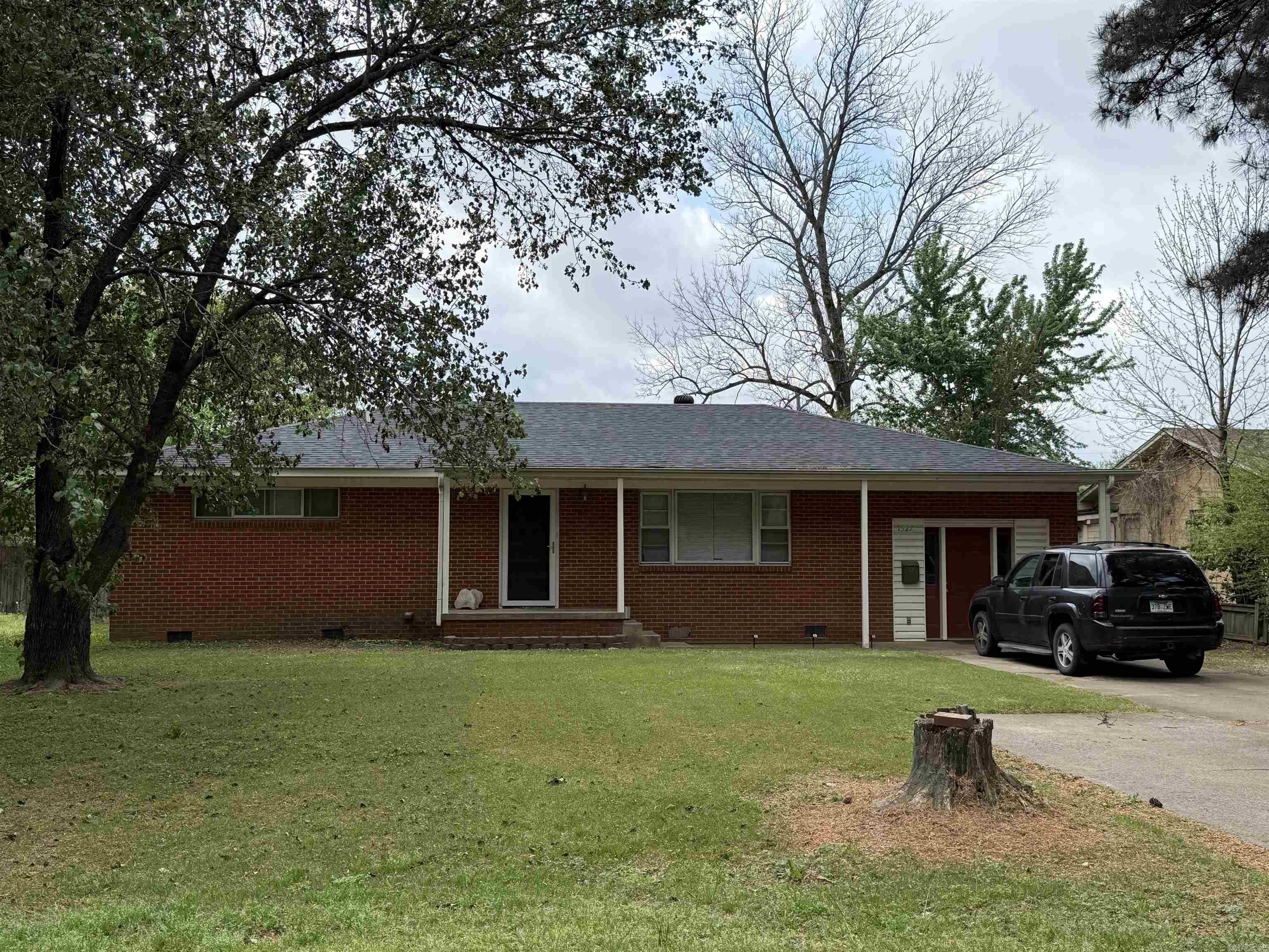 1527 South Blvd Property Photo 1
