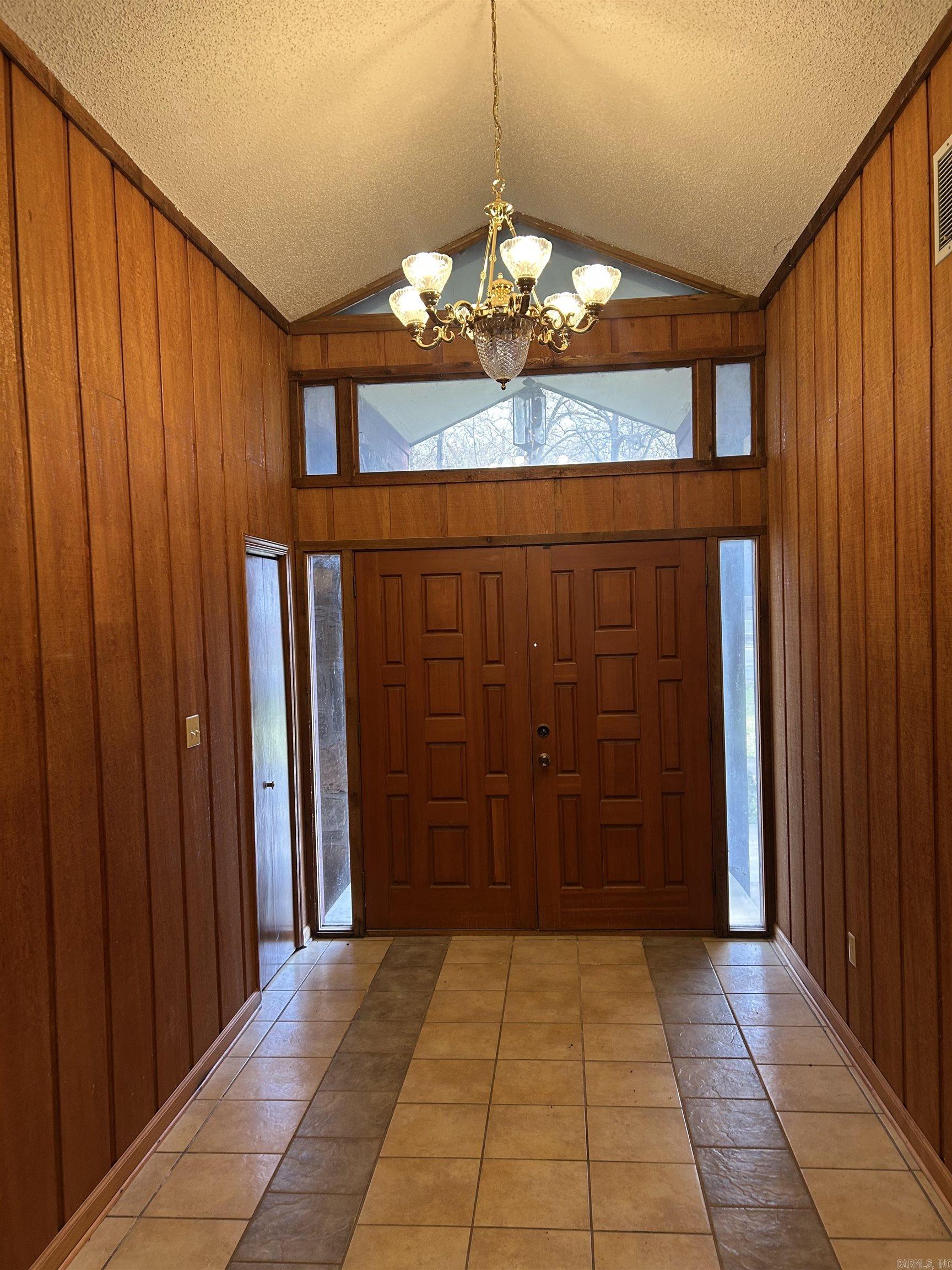 309 Ritchwood Drive Property Photo 3