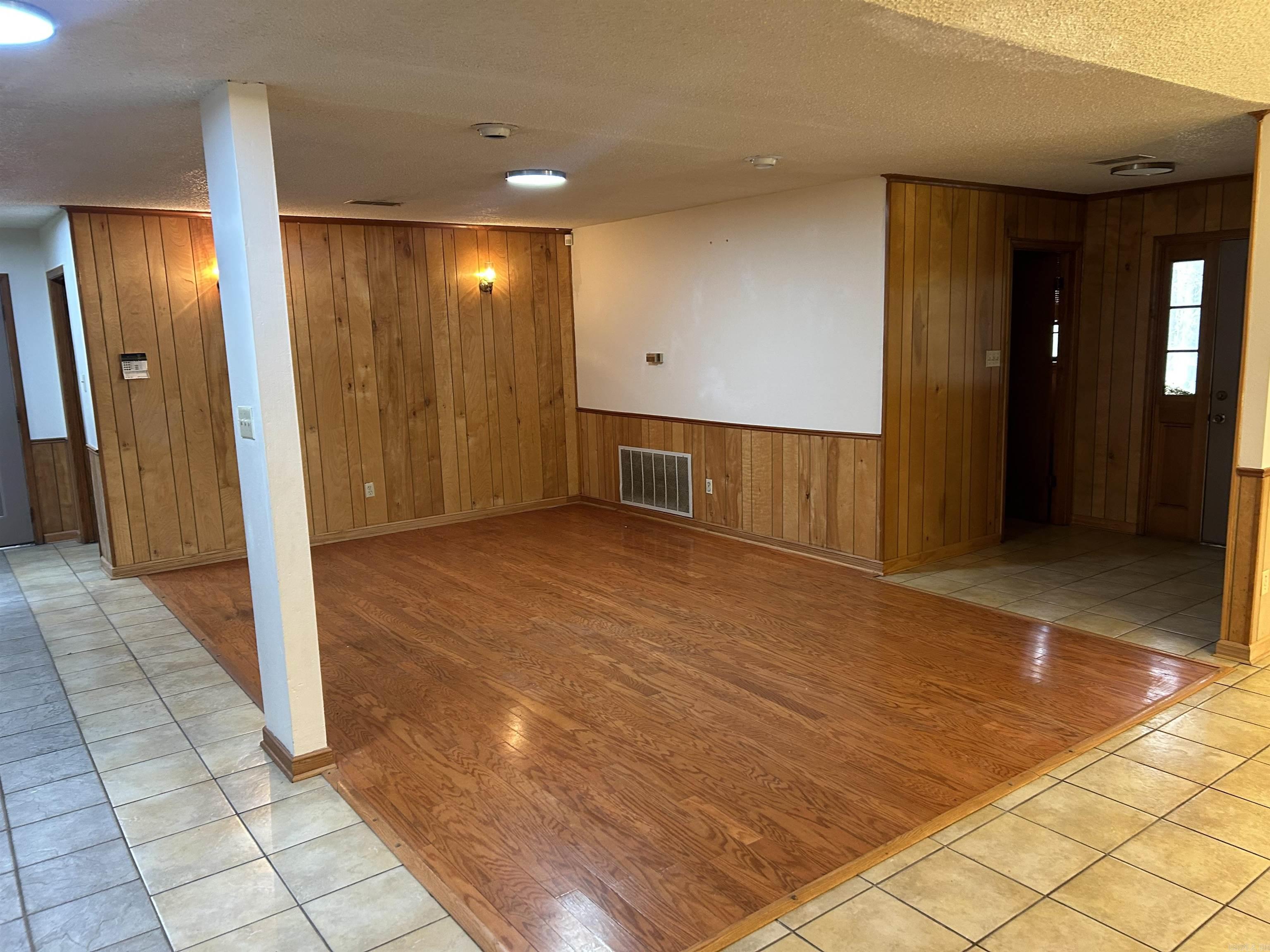 309 Ritchwood Drive Property Photo 9