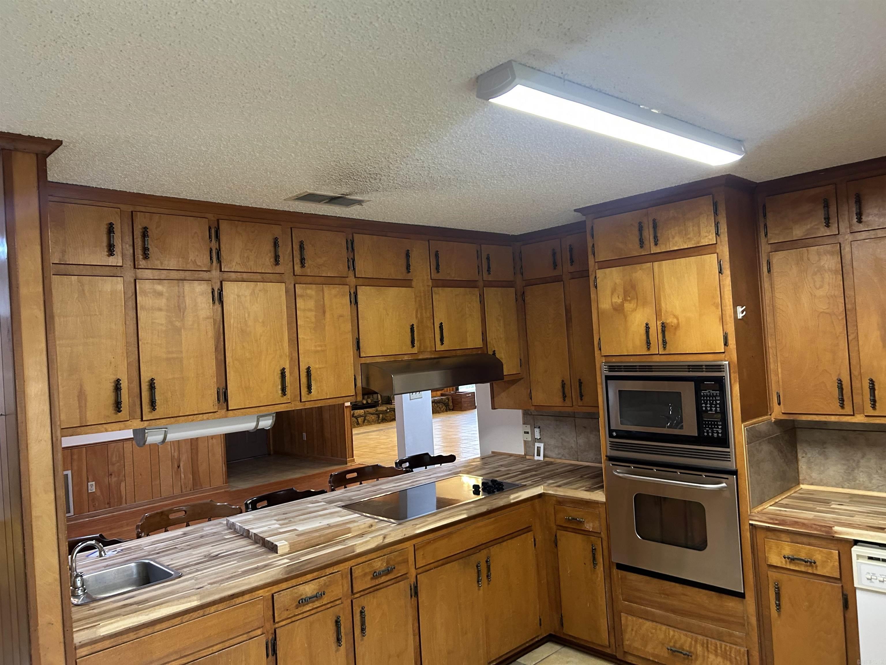 309 Ritchwood Drive Property Photo 12