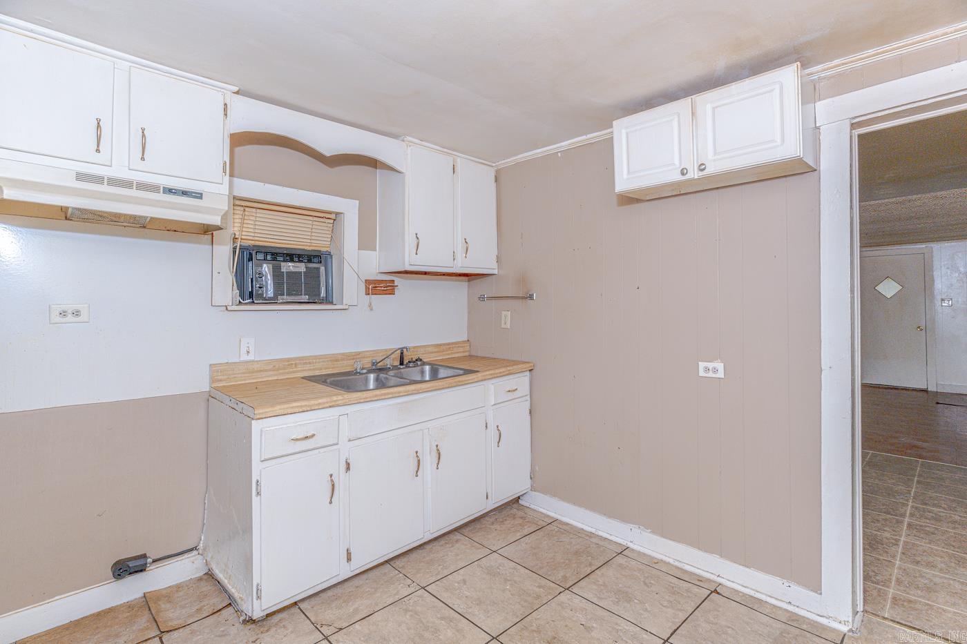 1816 Eubanks Street Property Photo 9