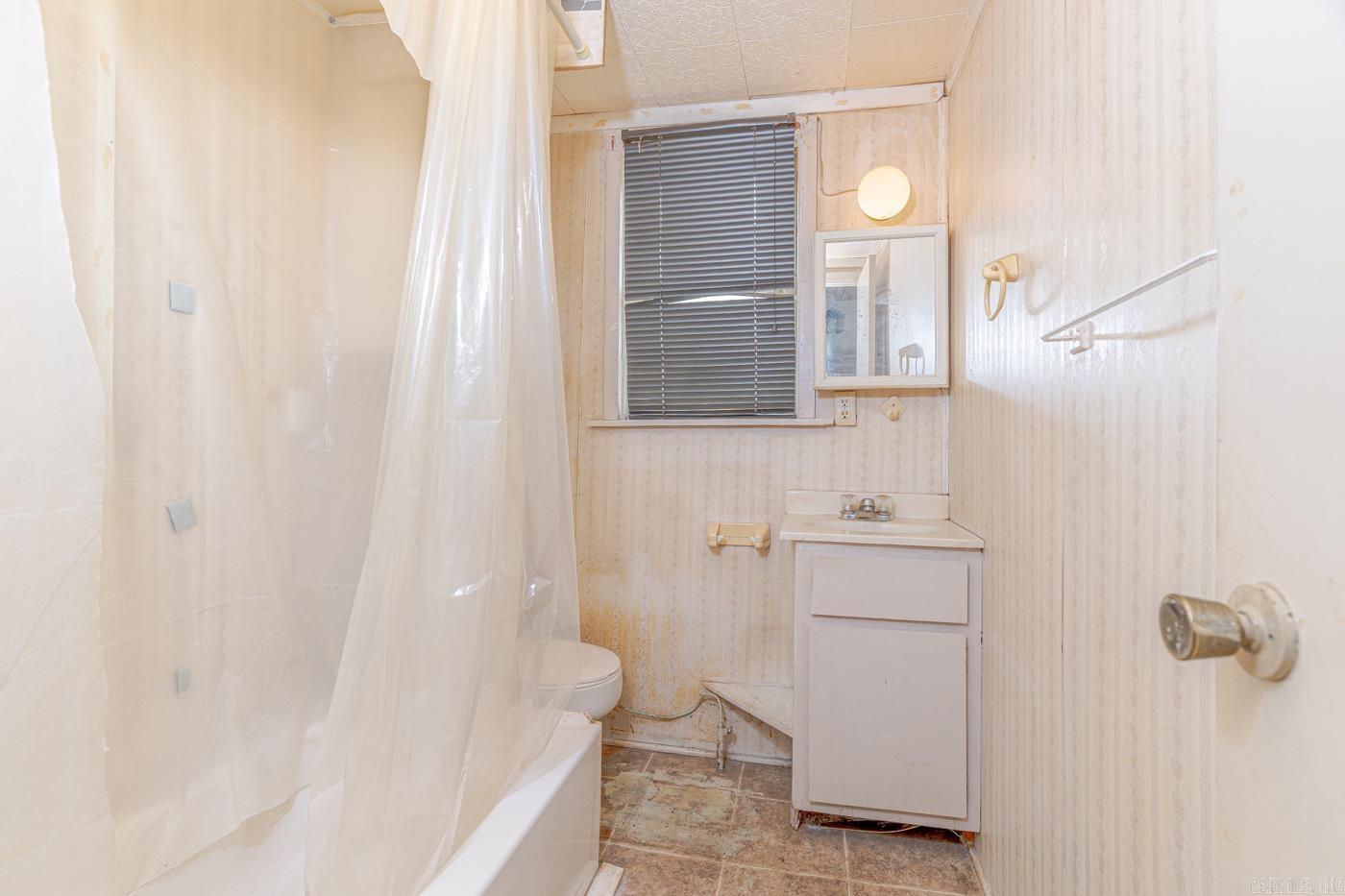 1816 Eubanks Street Property Photo 14