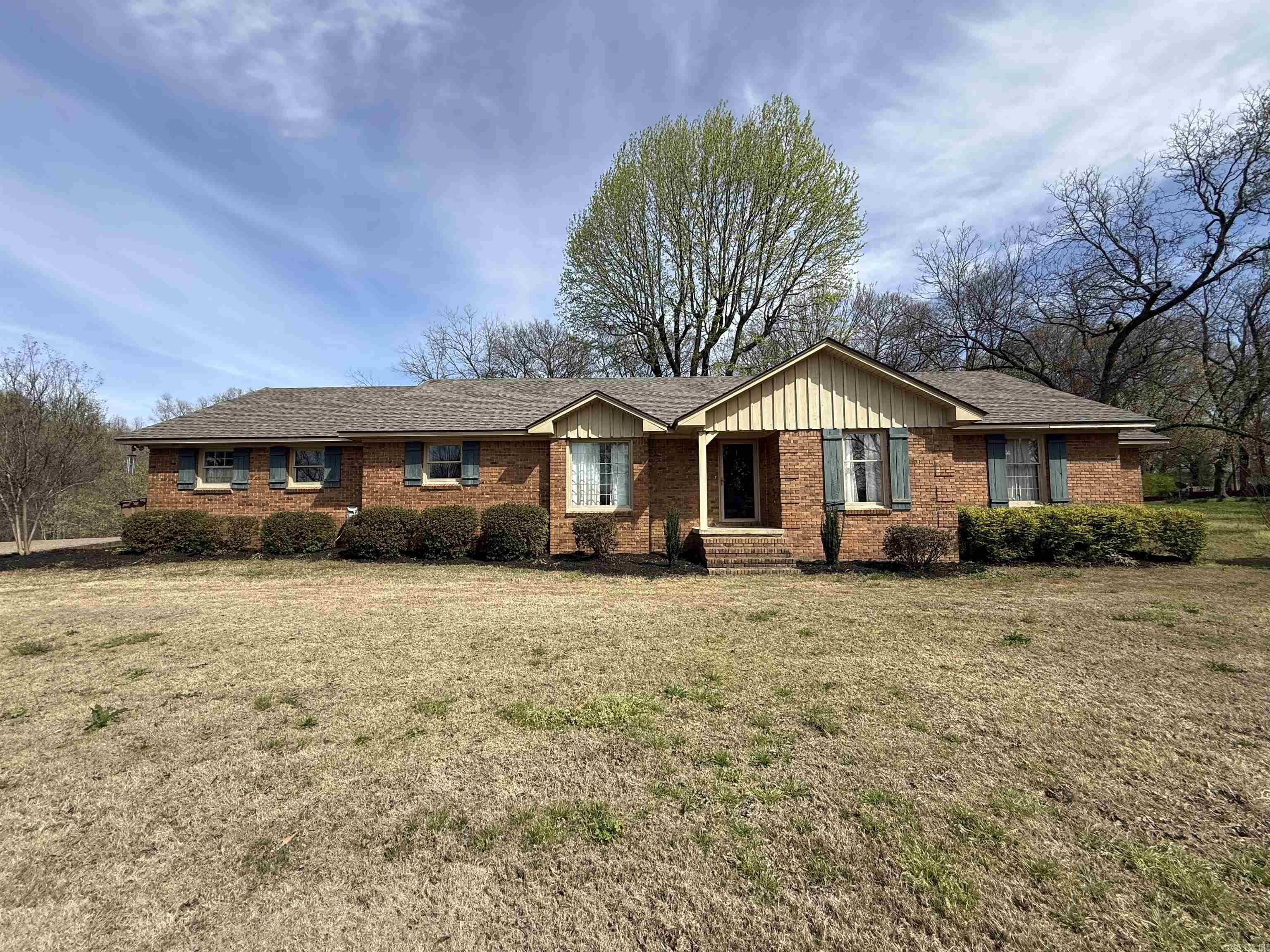 4 Carroll Cv Property Photo 1