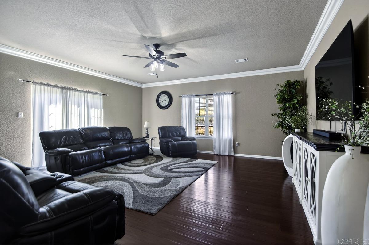 1710 Royal Oaks Drive Property Photo 18