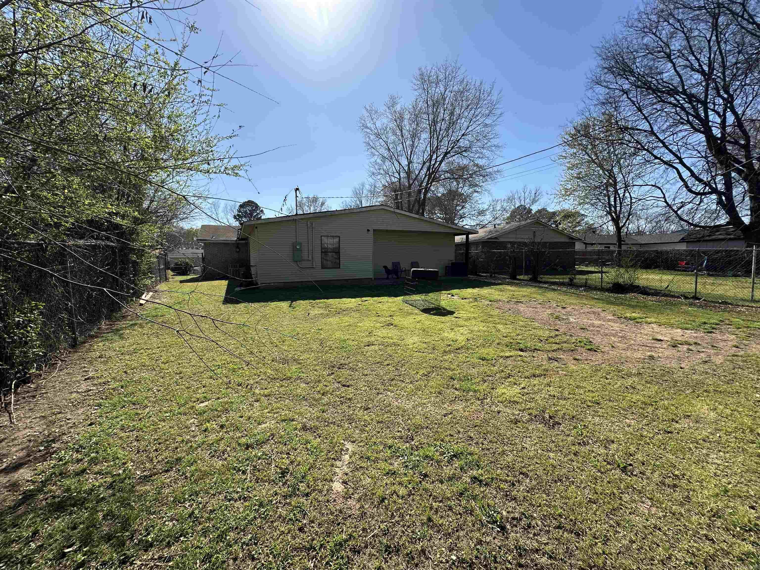 2707 Colonial Avenue Property Photo 39