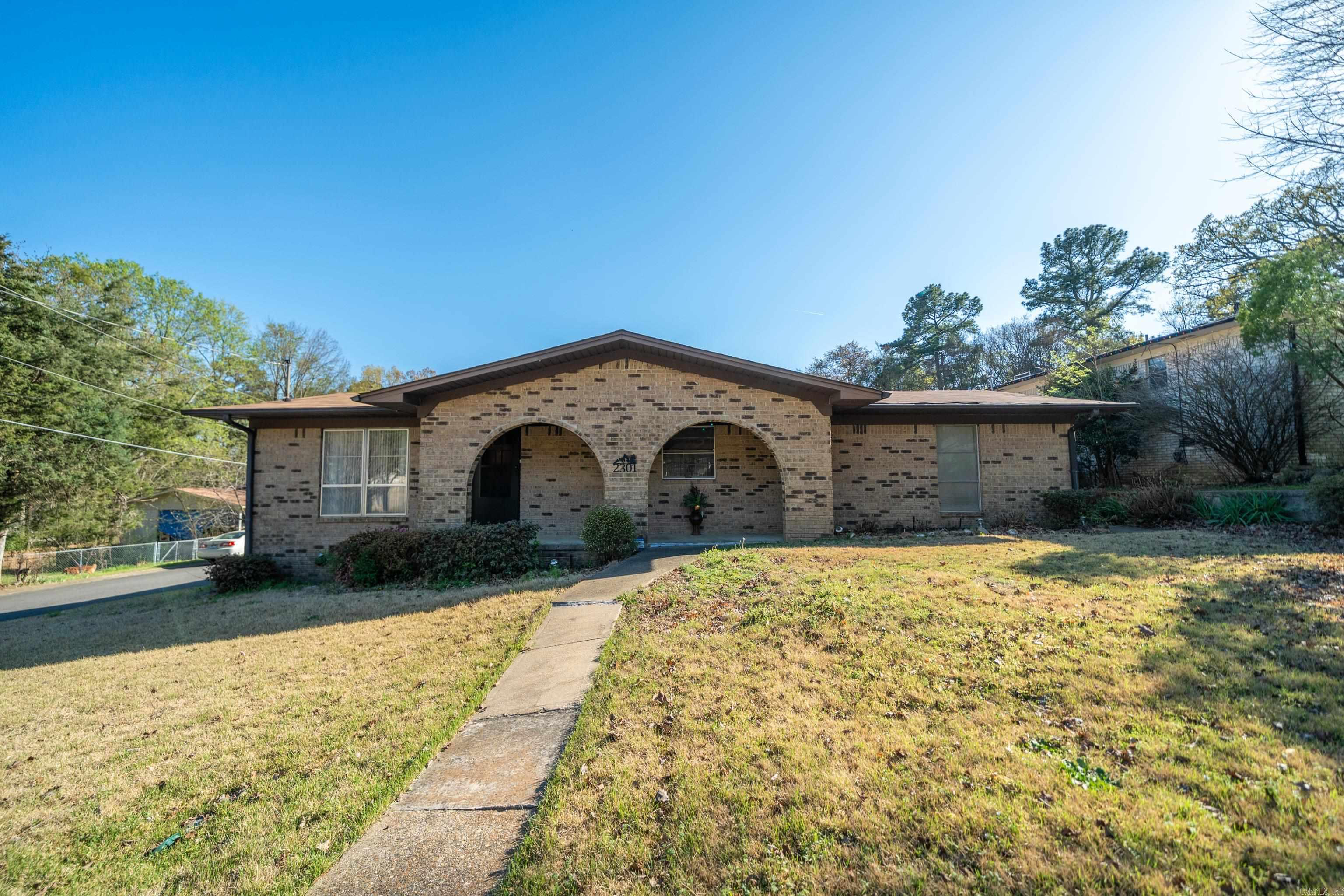 2301 Hobson Avenue Property Photo 1