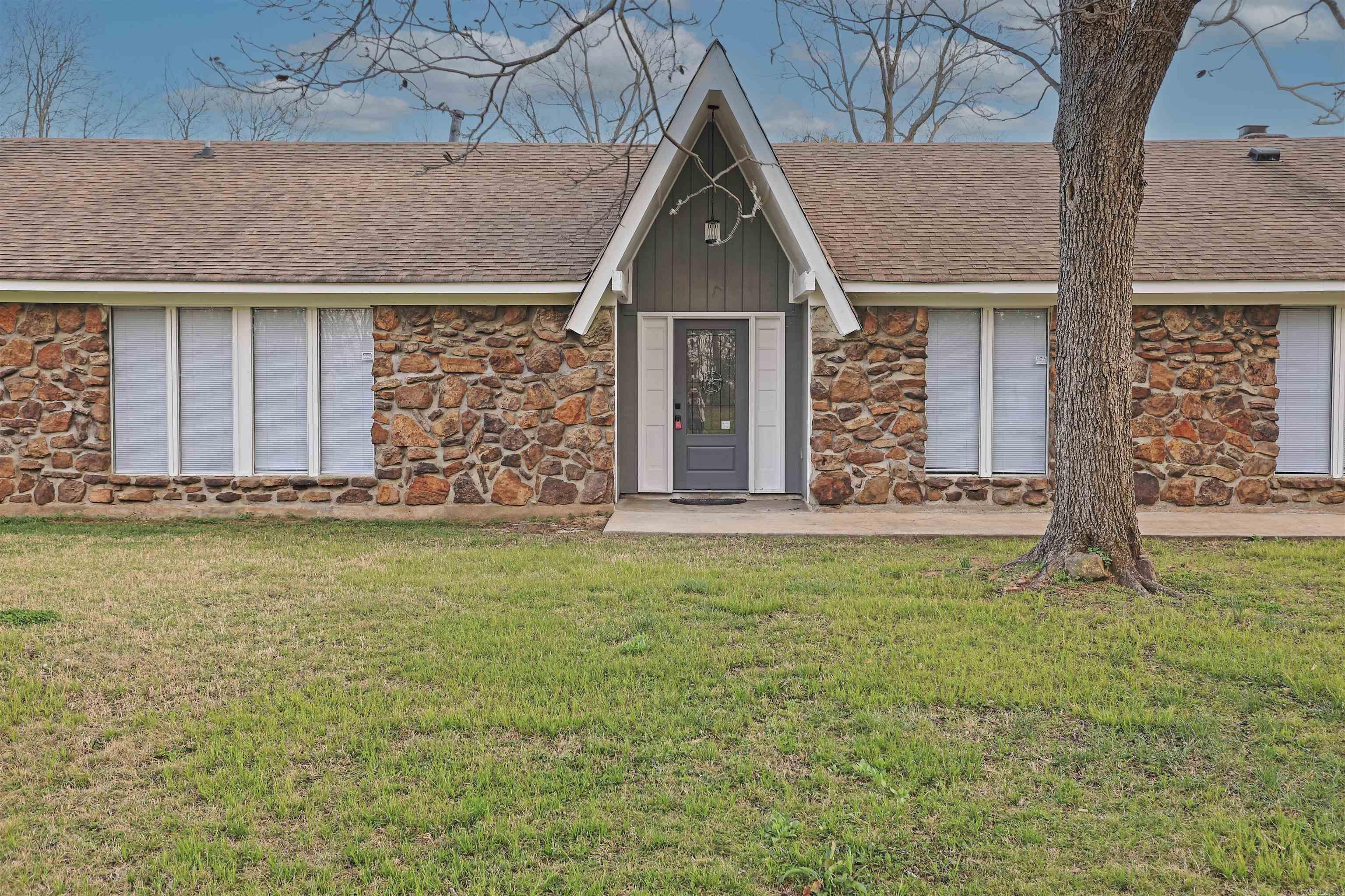 3602 Mobile Property Photo 2