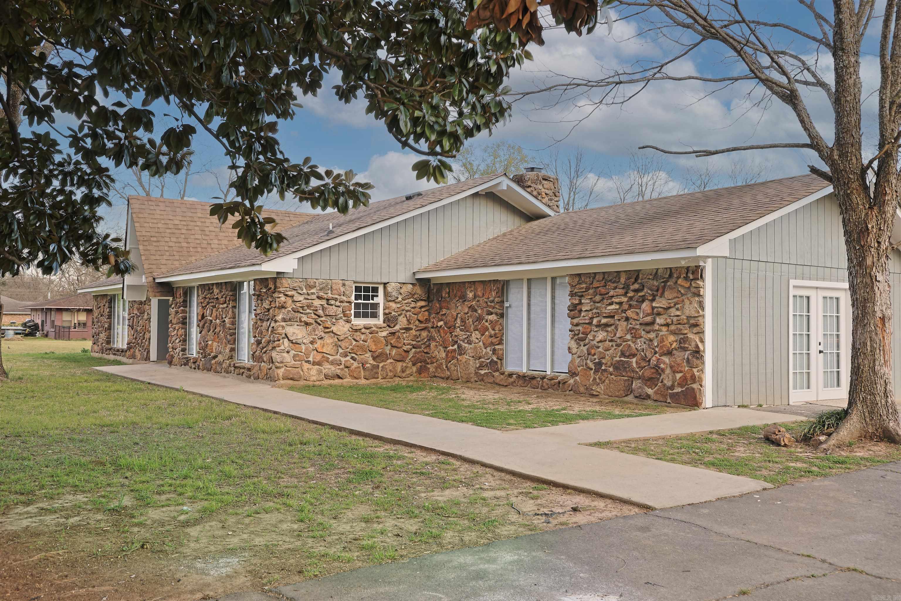 3602 Mobile Property Photo 3