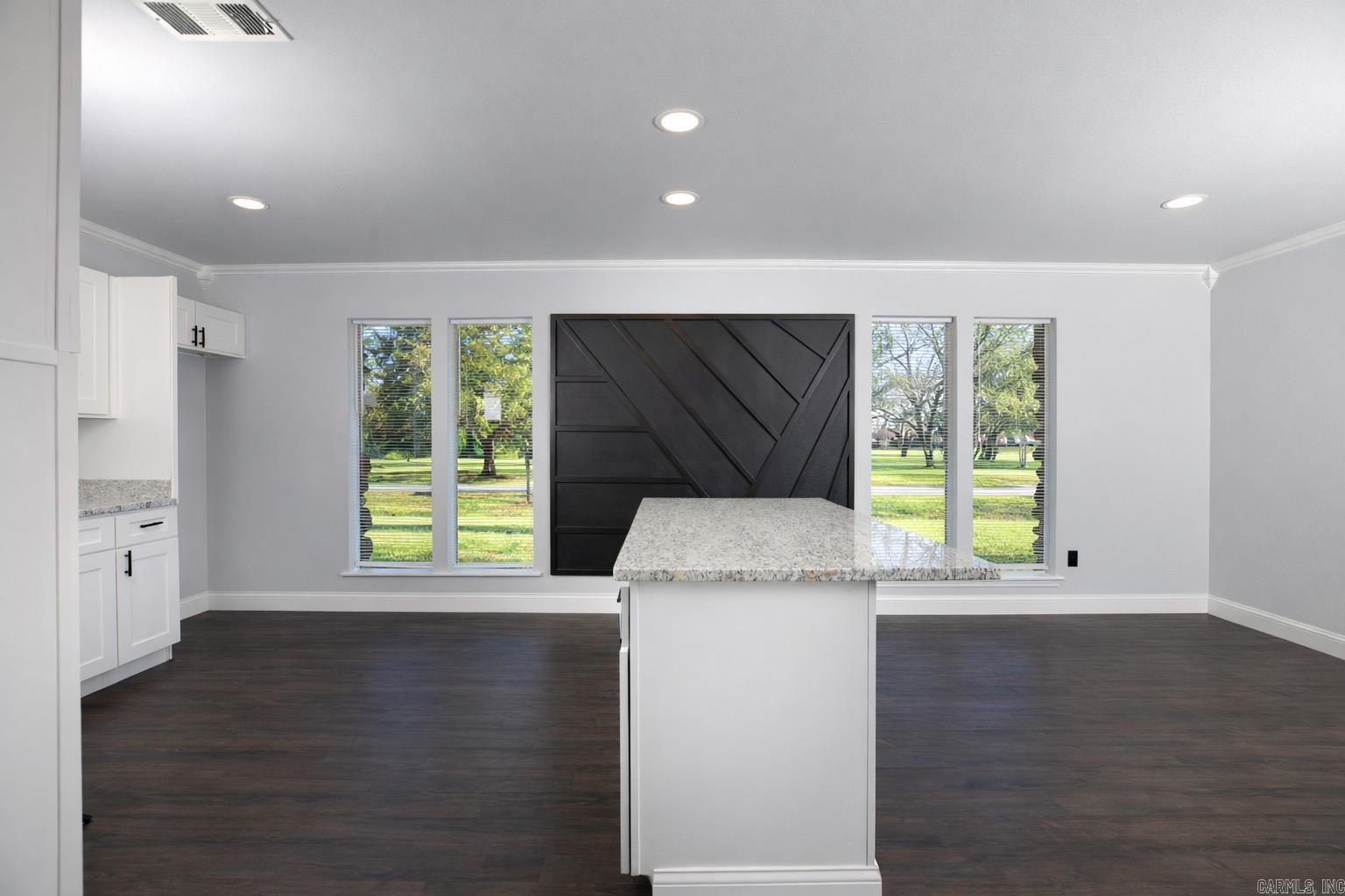 3602 Mobile Property Photo 10