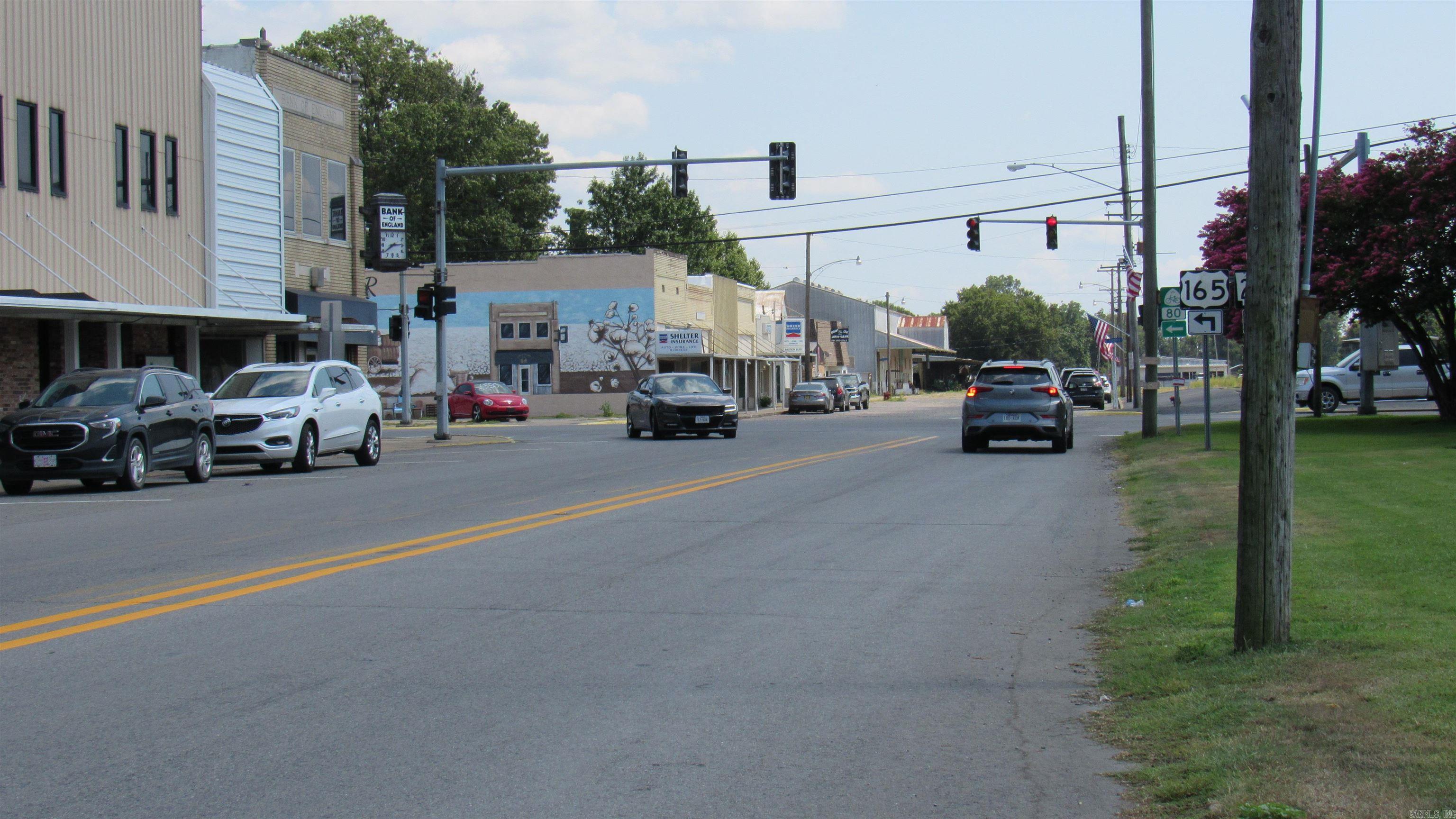 109 S Main Street Property Photo 3