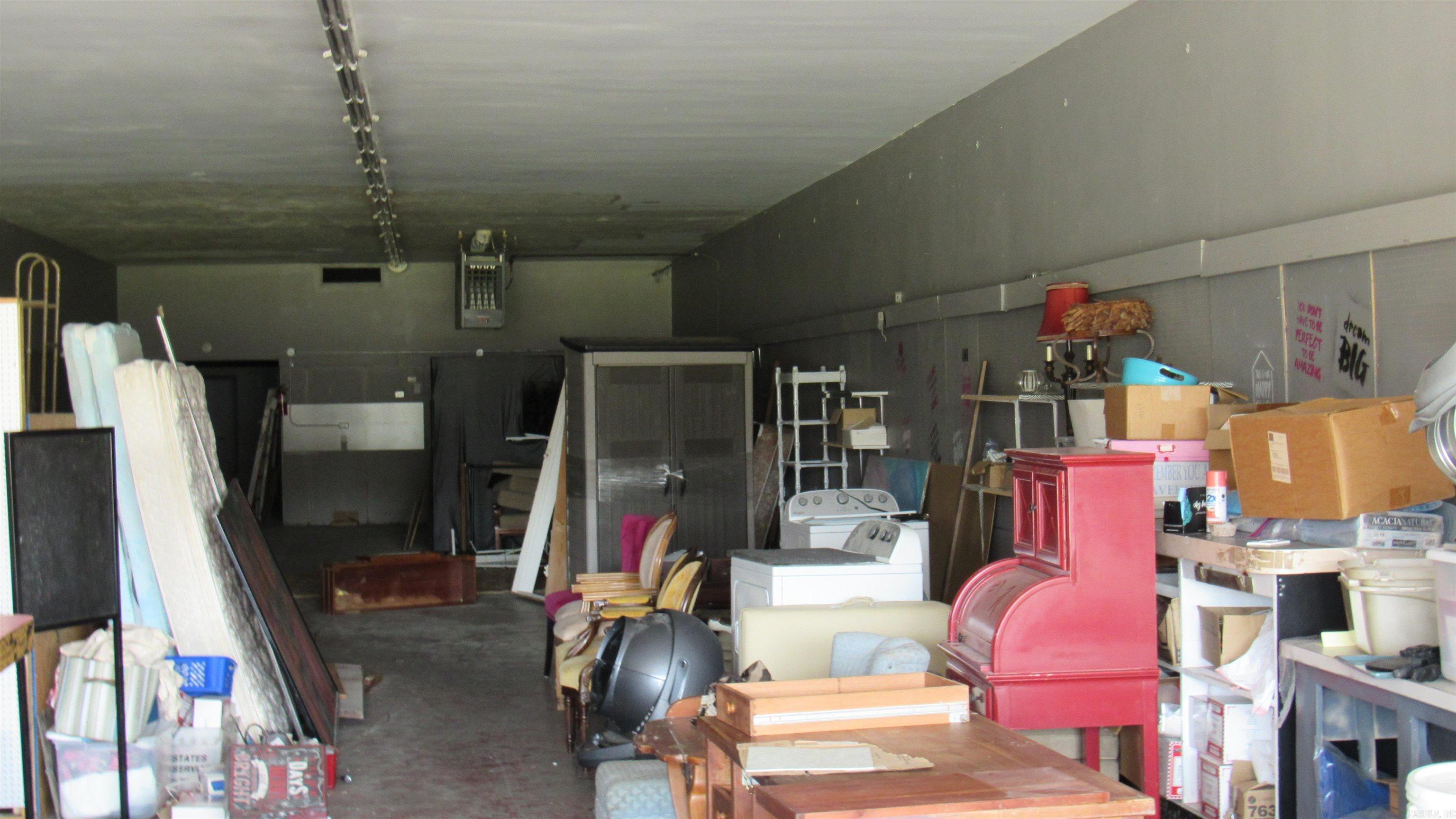 109 S Main Street Property Photo 9