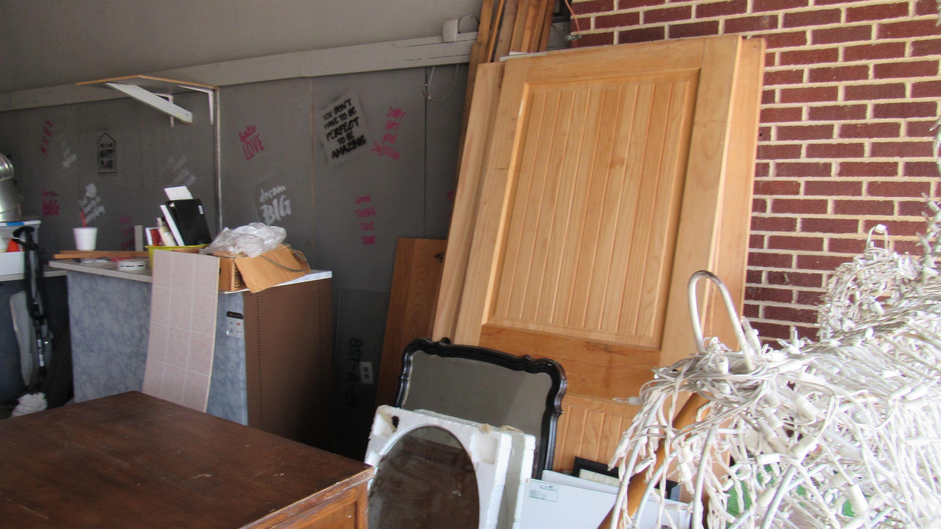 109 S Main Street Property Photo 12