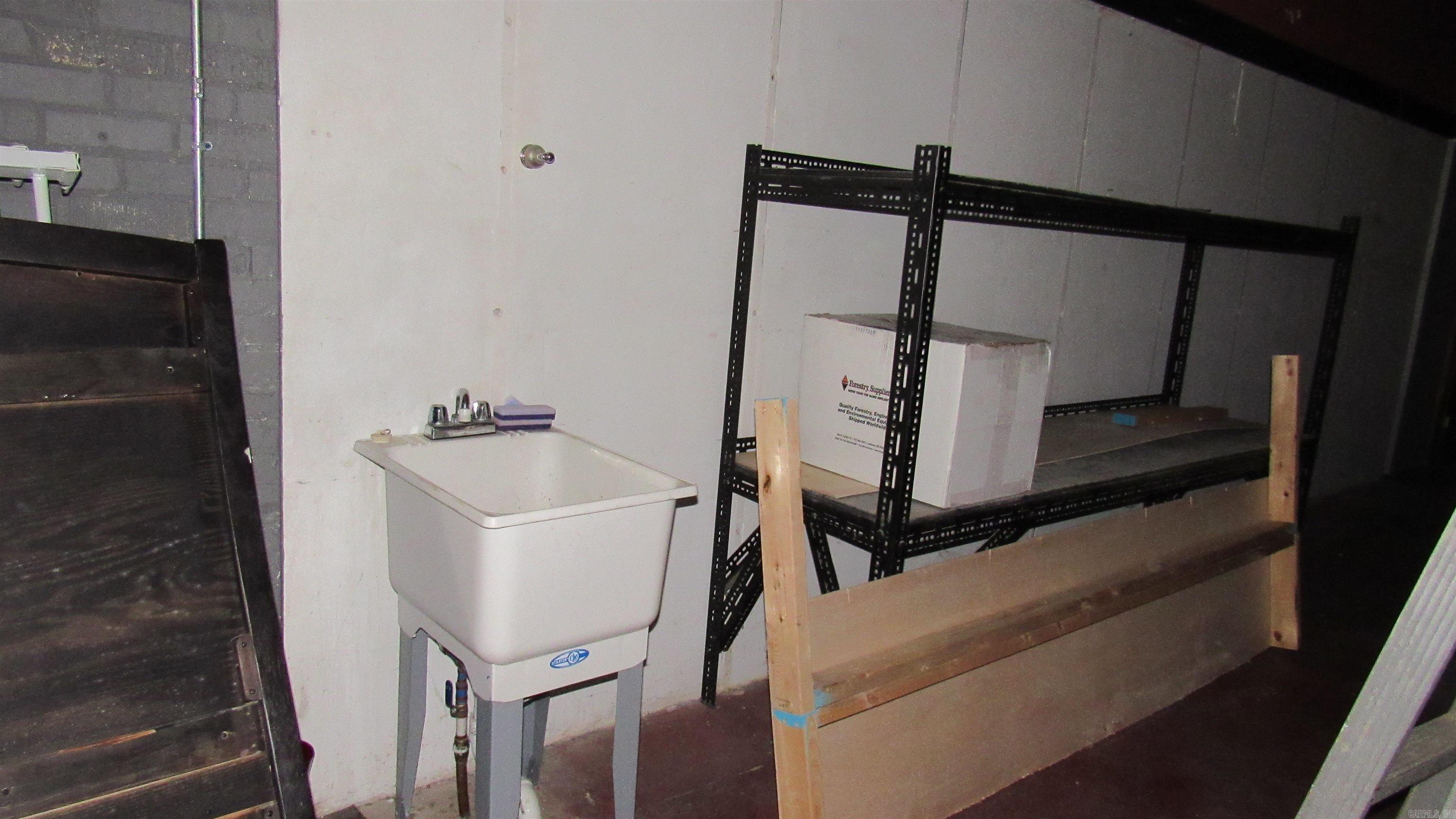 109 S Main Street Property Photo 20
