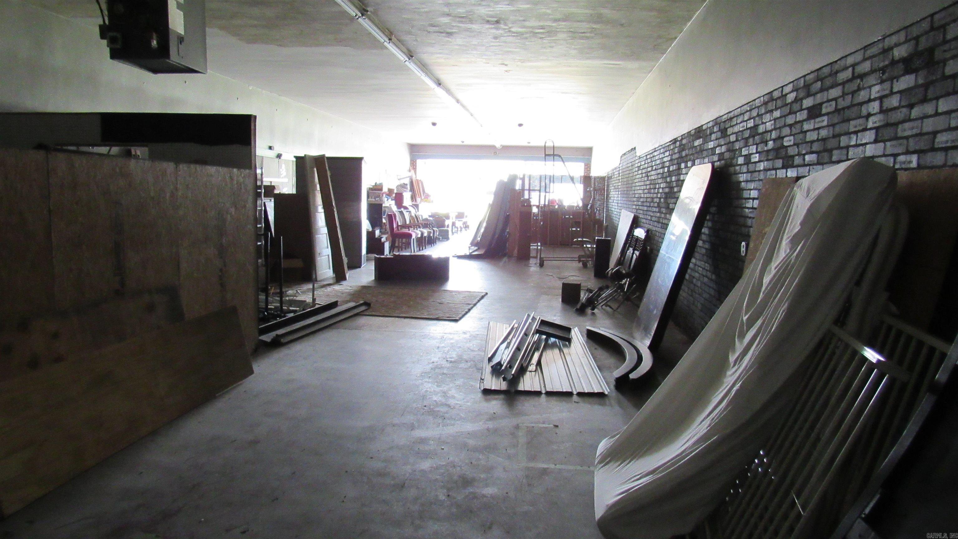 109 S Main Street Property Photo 25
