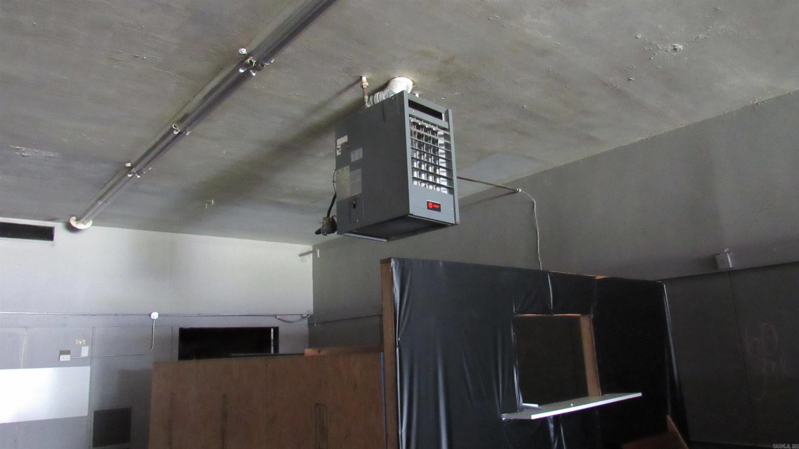 109 S Main Street Property Photo 26