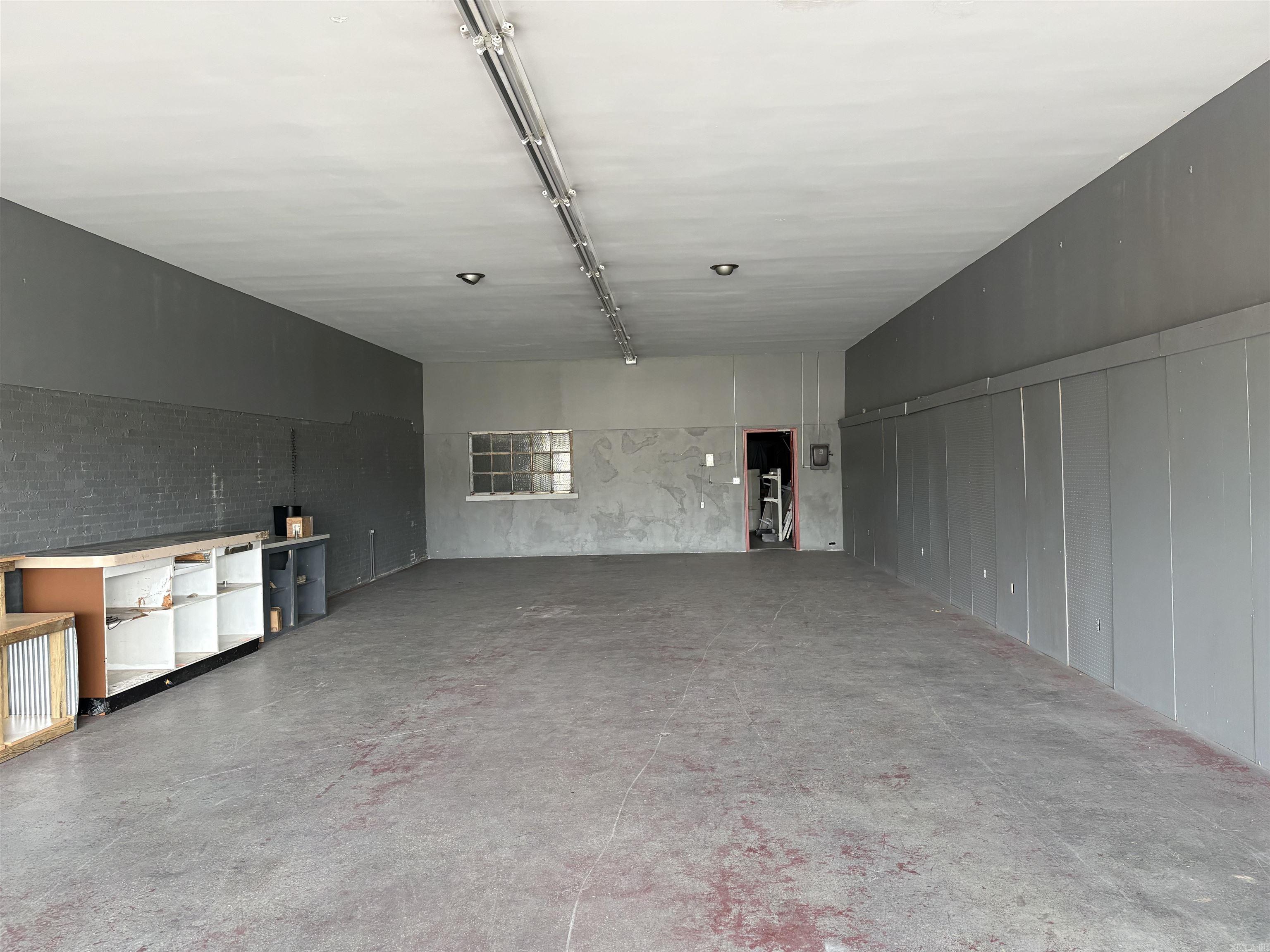 109 S Main Street Property Photo 32
