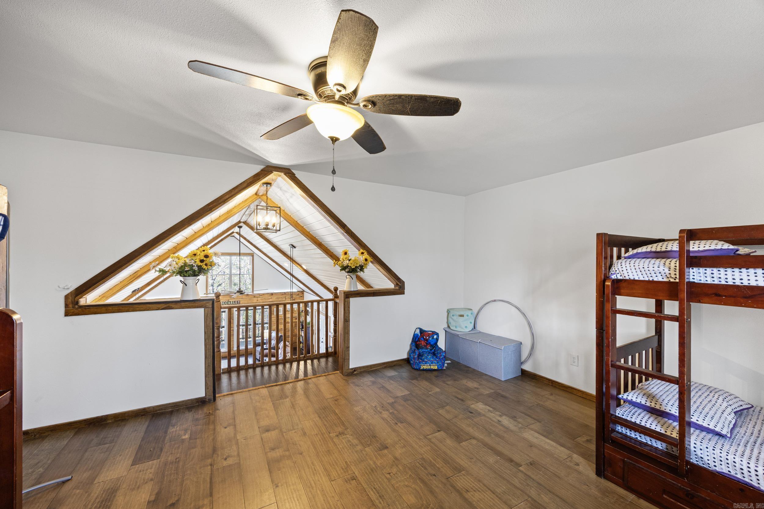 286 Pr 1597 Property Photo 11