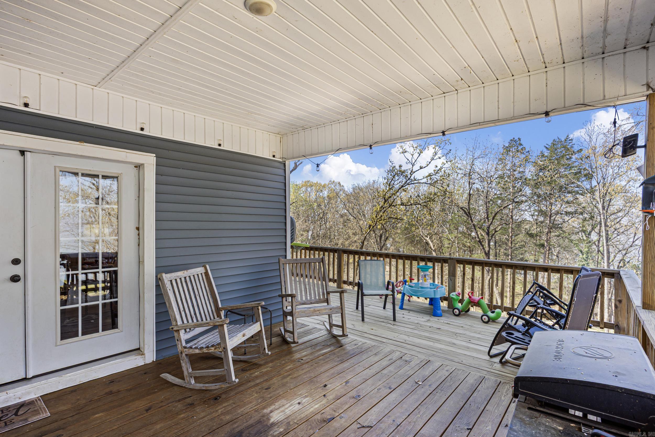 286 Pr 1597 Property Photo 37