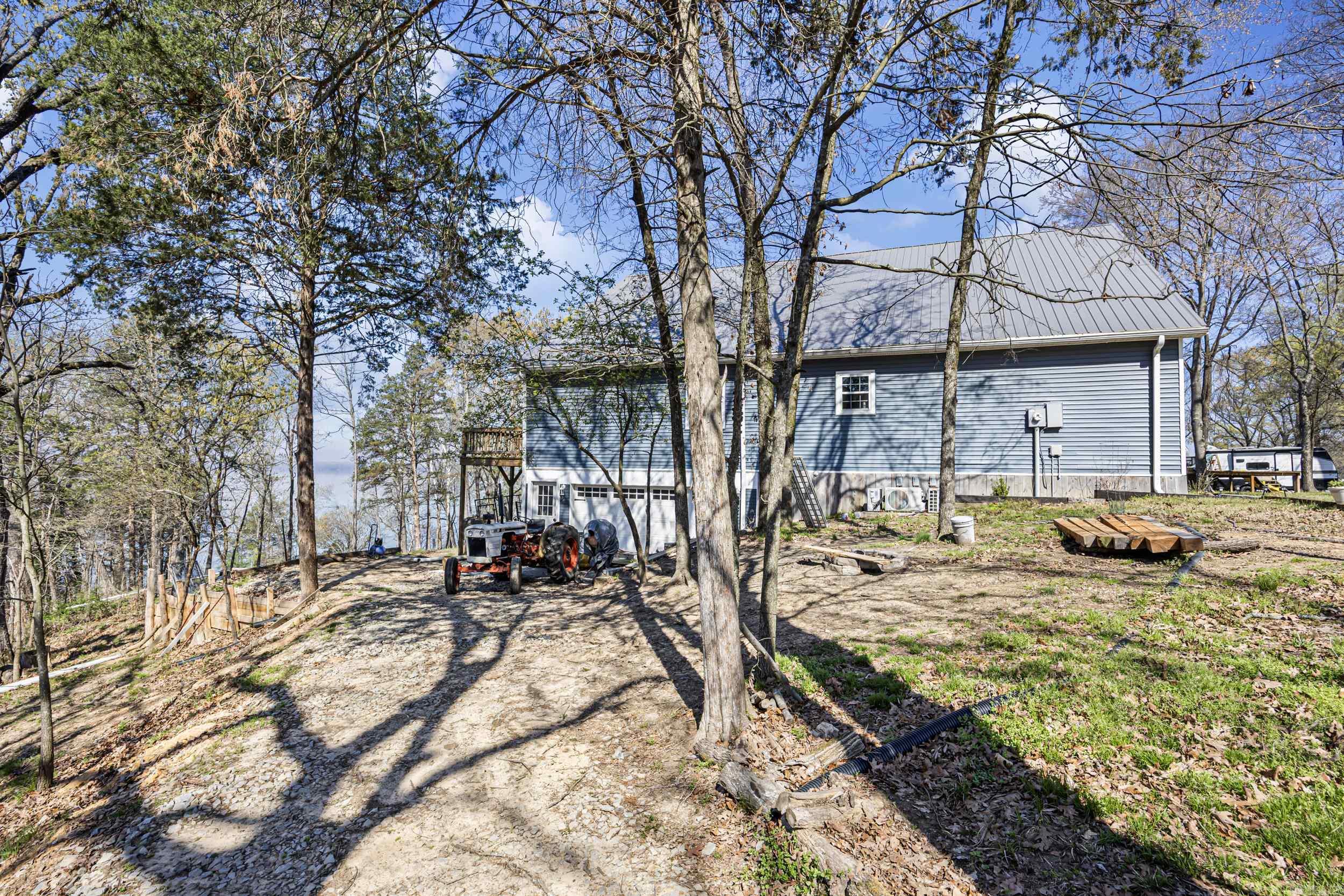 286 Pr 1597 Property Photo 40