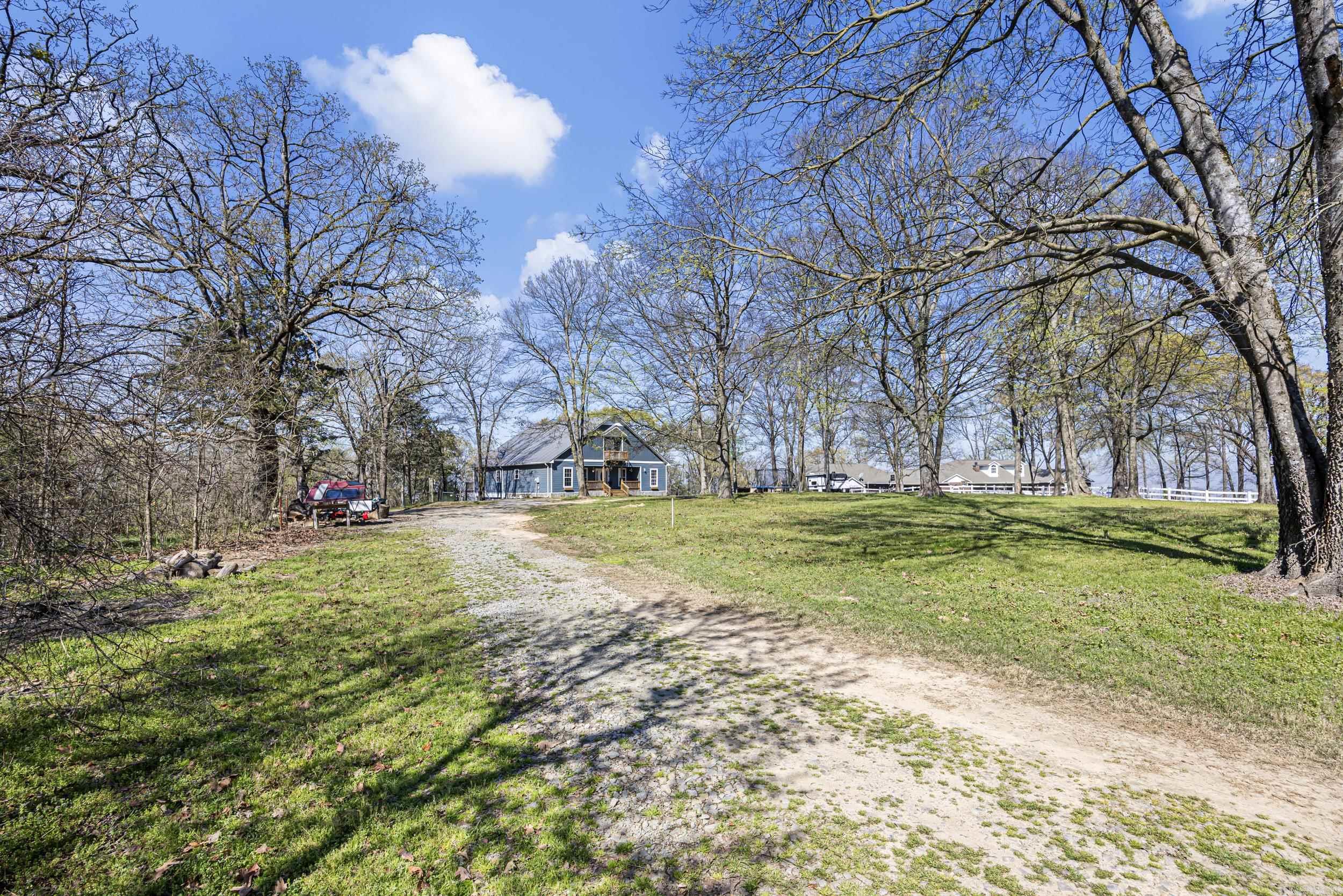 286 Pr 1597 Property Photo 45