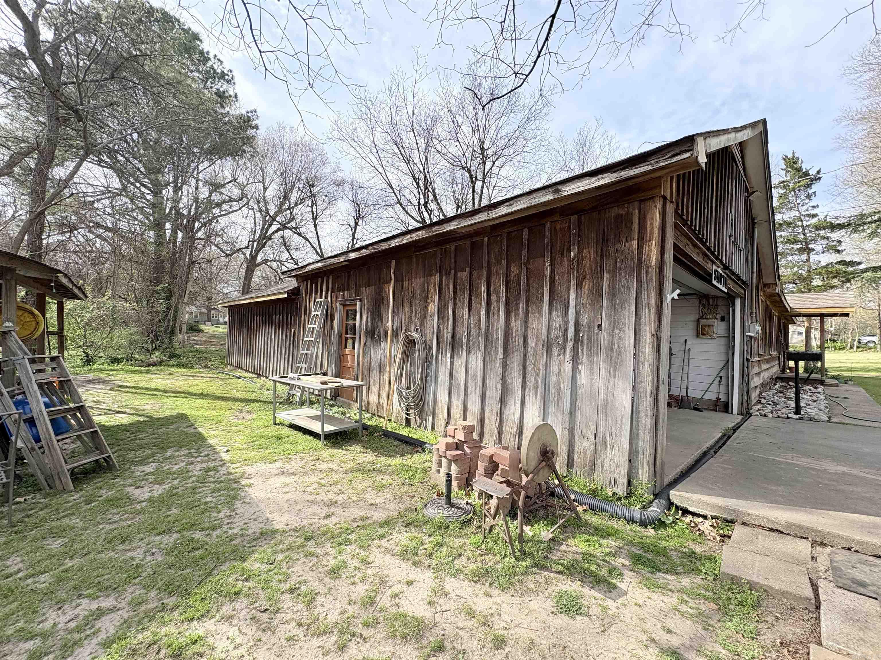 616 N 2nd Avenue Property Photo 38