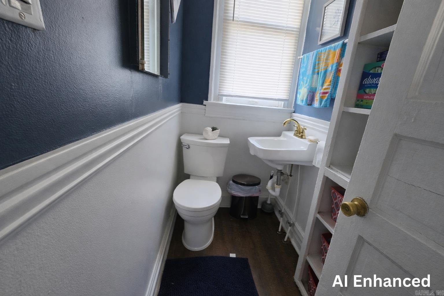 2112 W 19th St Property Photo 8