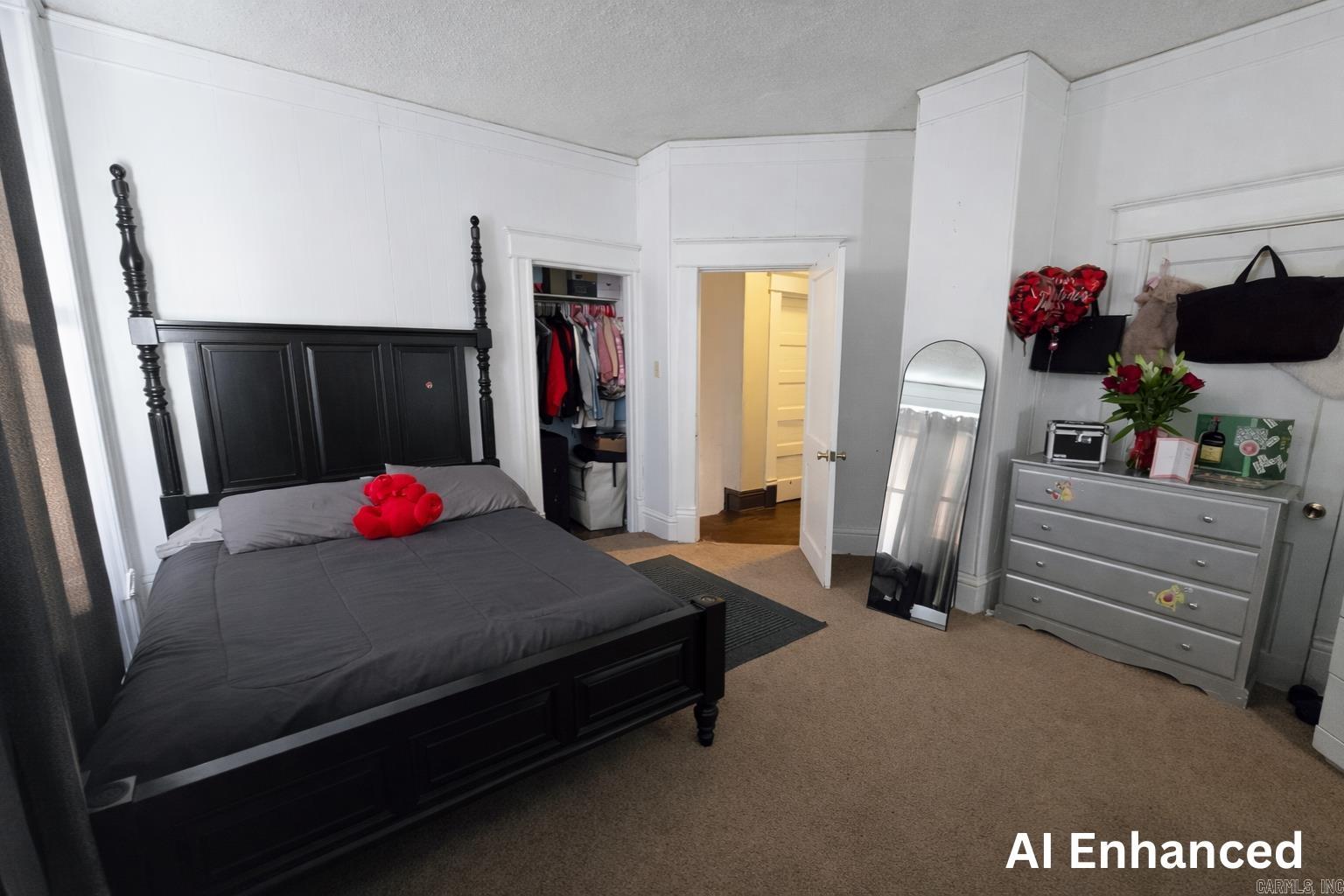2112 W 19th St Property Photo 11
