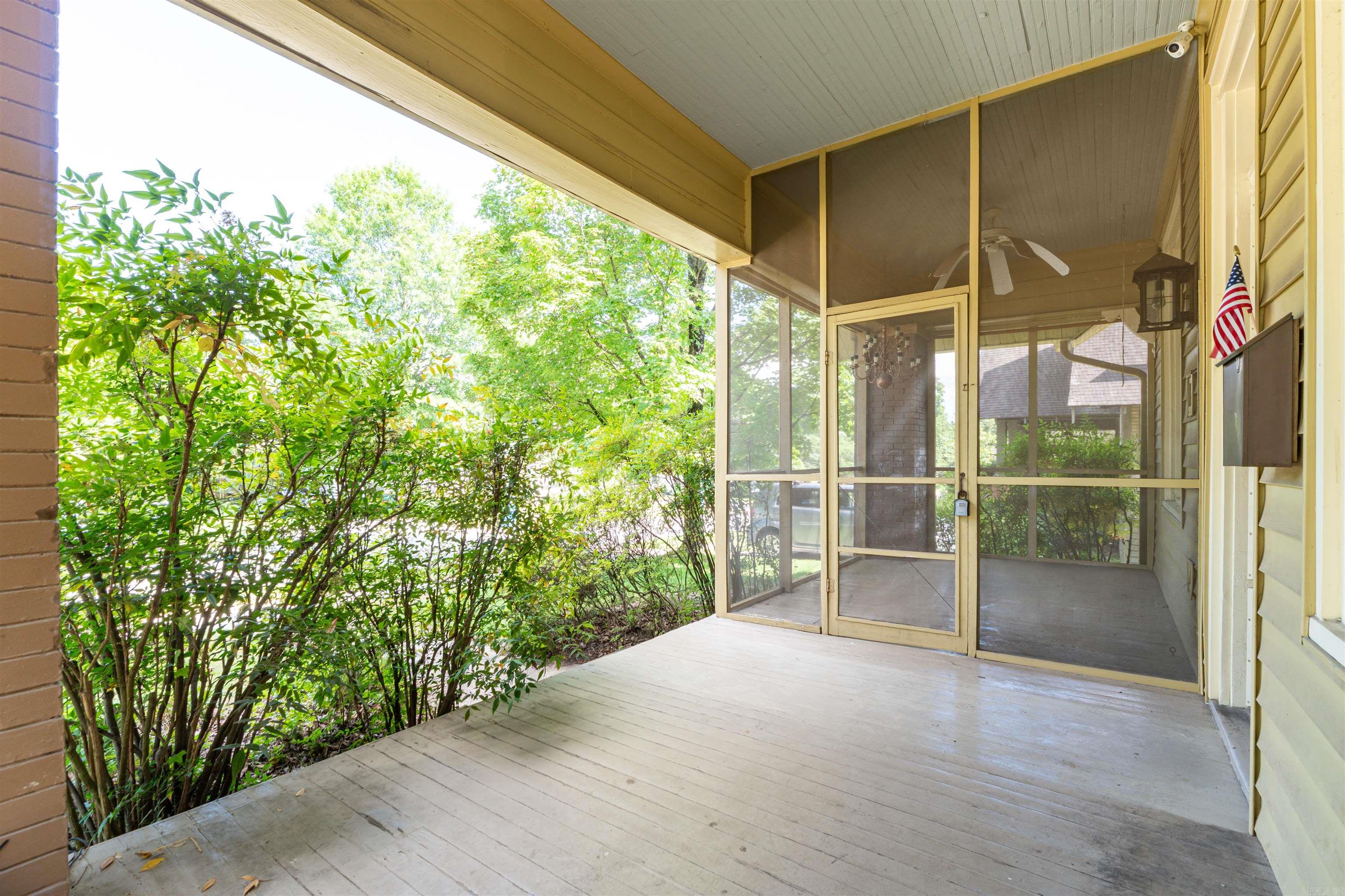138 Booker Street Property Photo 3