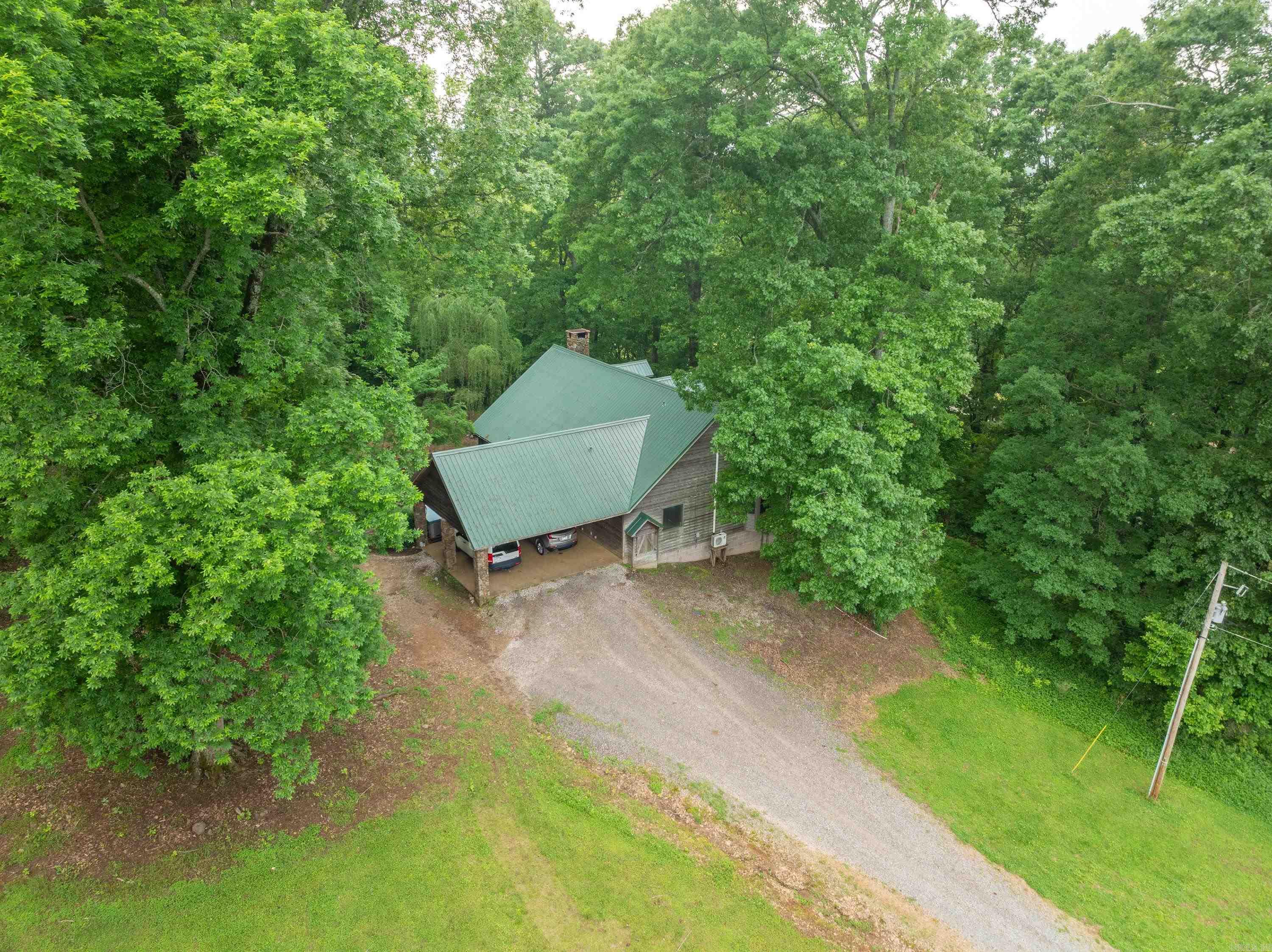 872 Cove Creek Road Property Photo 1