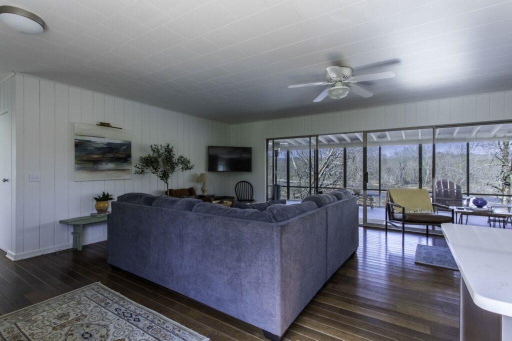 276 Bee Run Road Property Photo 10