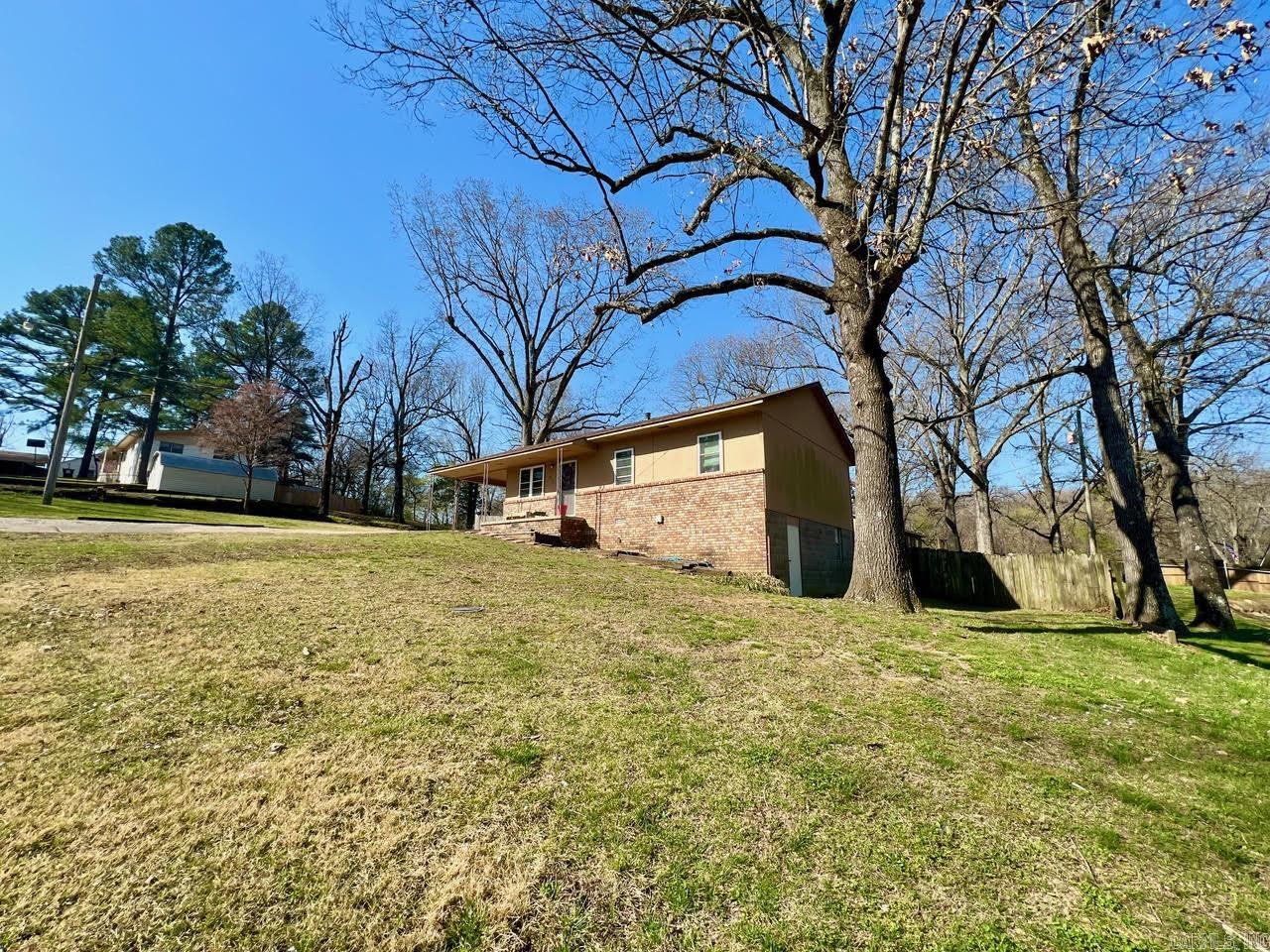 1815 N Bryant Street Property Photo 3